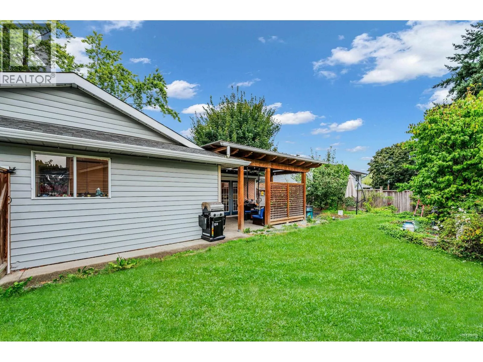 22641 KENDRICK LOOP