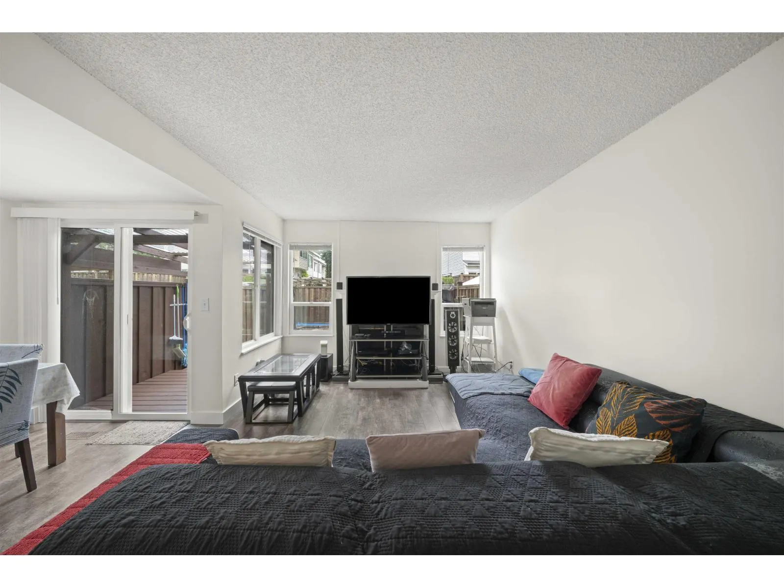 65 9366 128 STREET