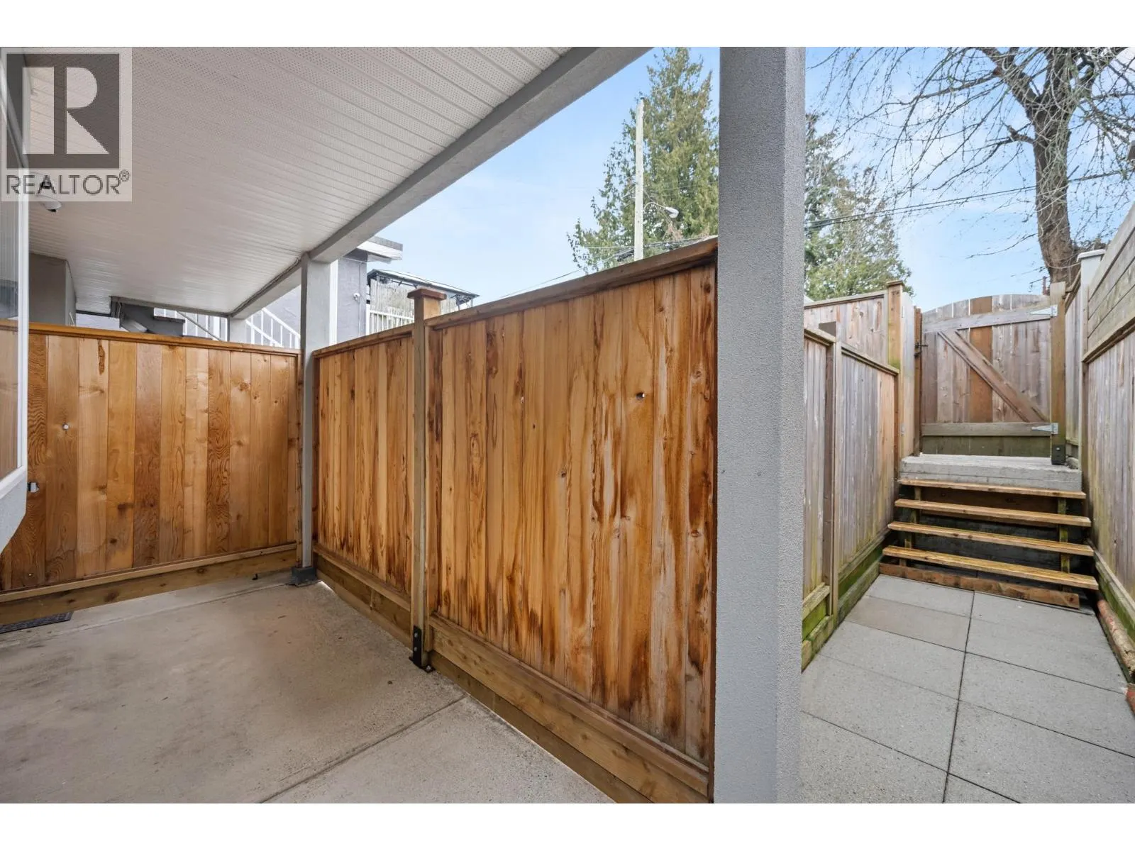5260 ST. CATHERINES STREET