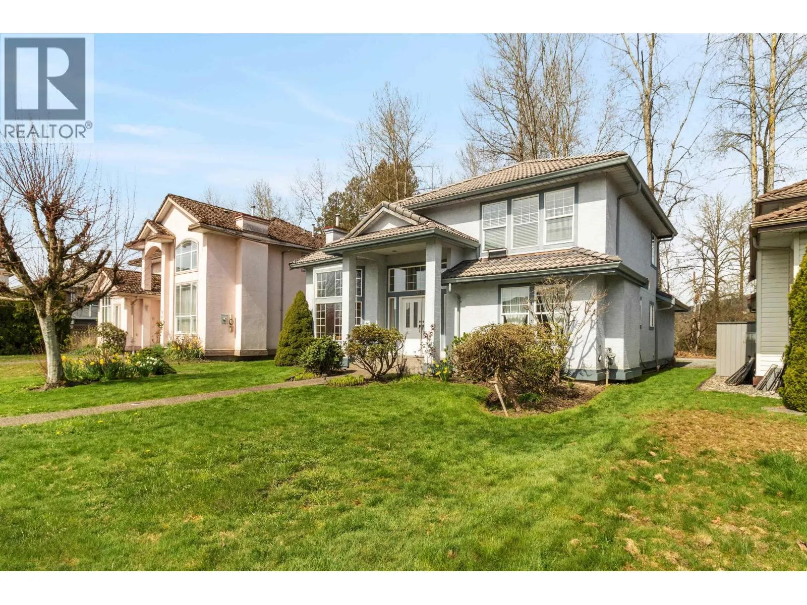 939 RIVERSIDE DRIVE