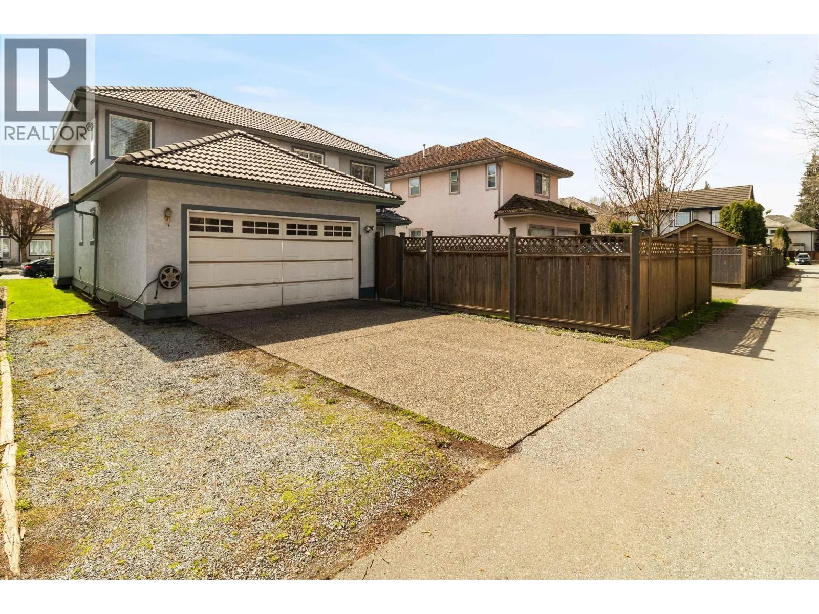 939 RIVERSIDE DRIVE