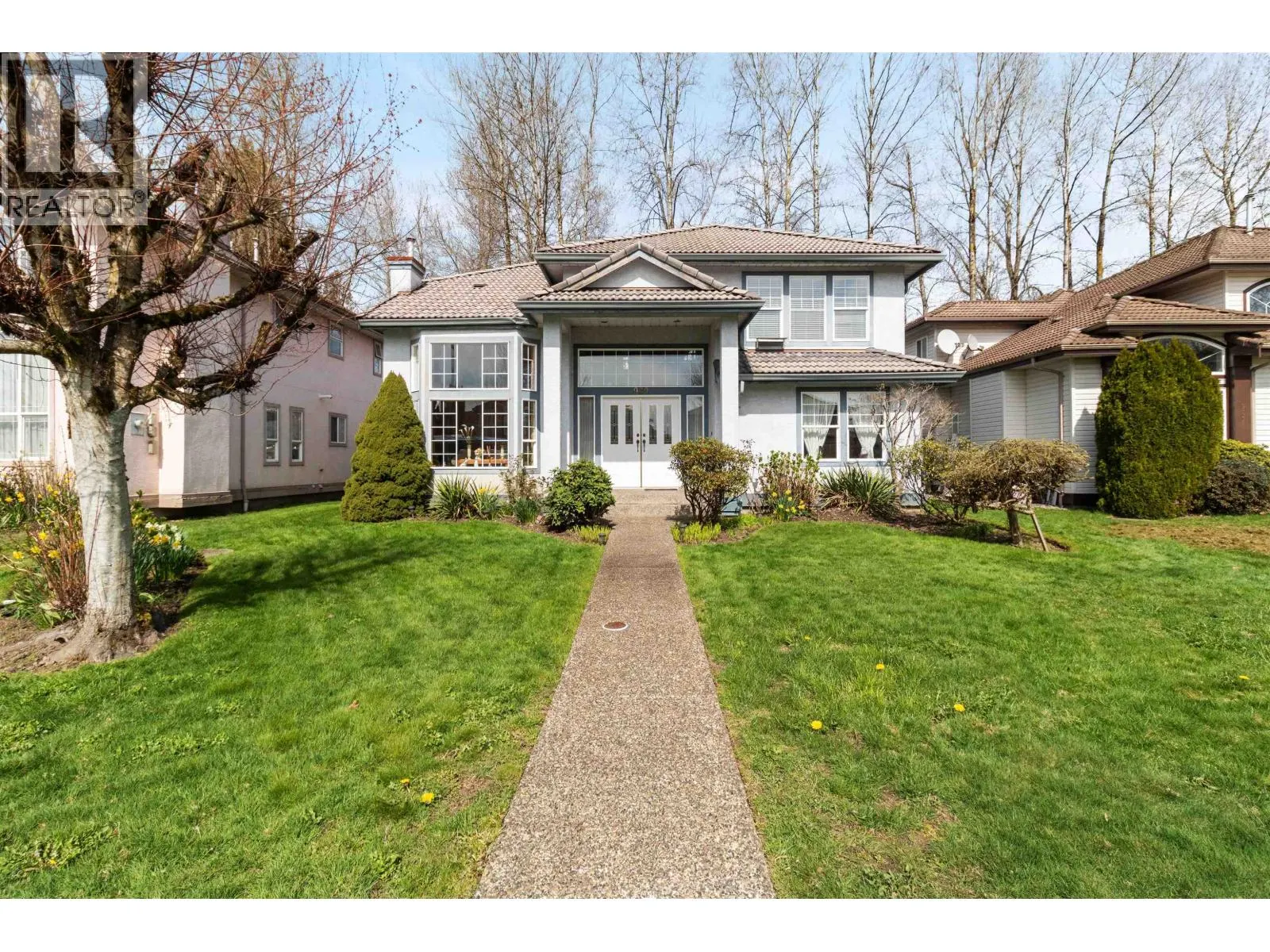 939 RIVERSIDE DRIVE