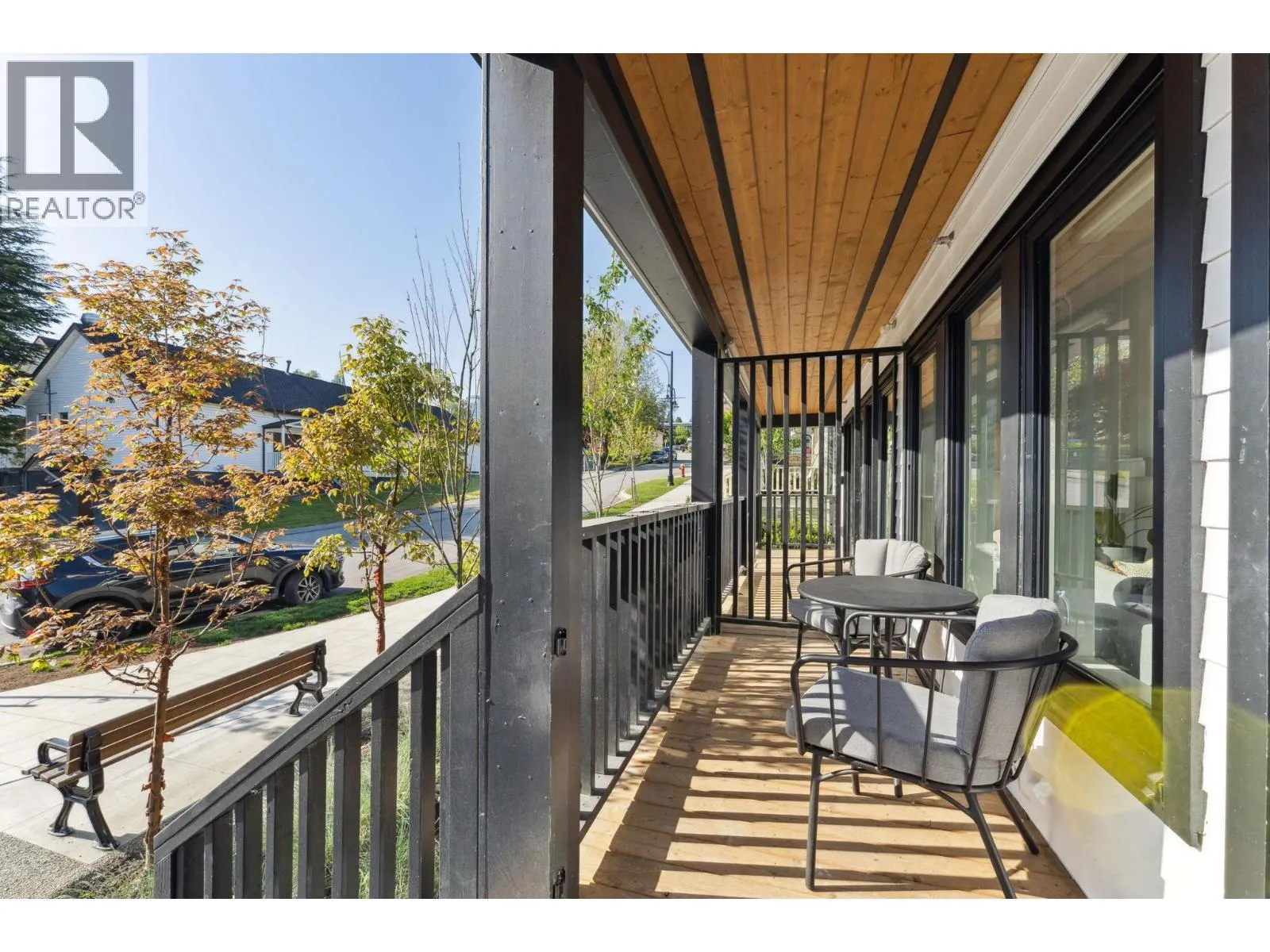 212 1306 LAVAL SQUARE