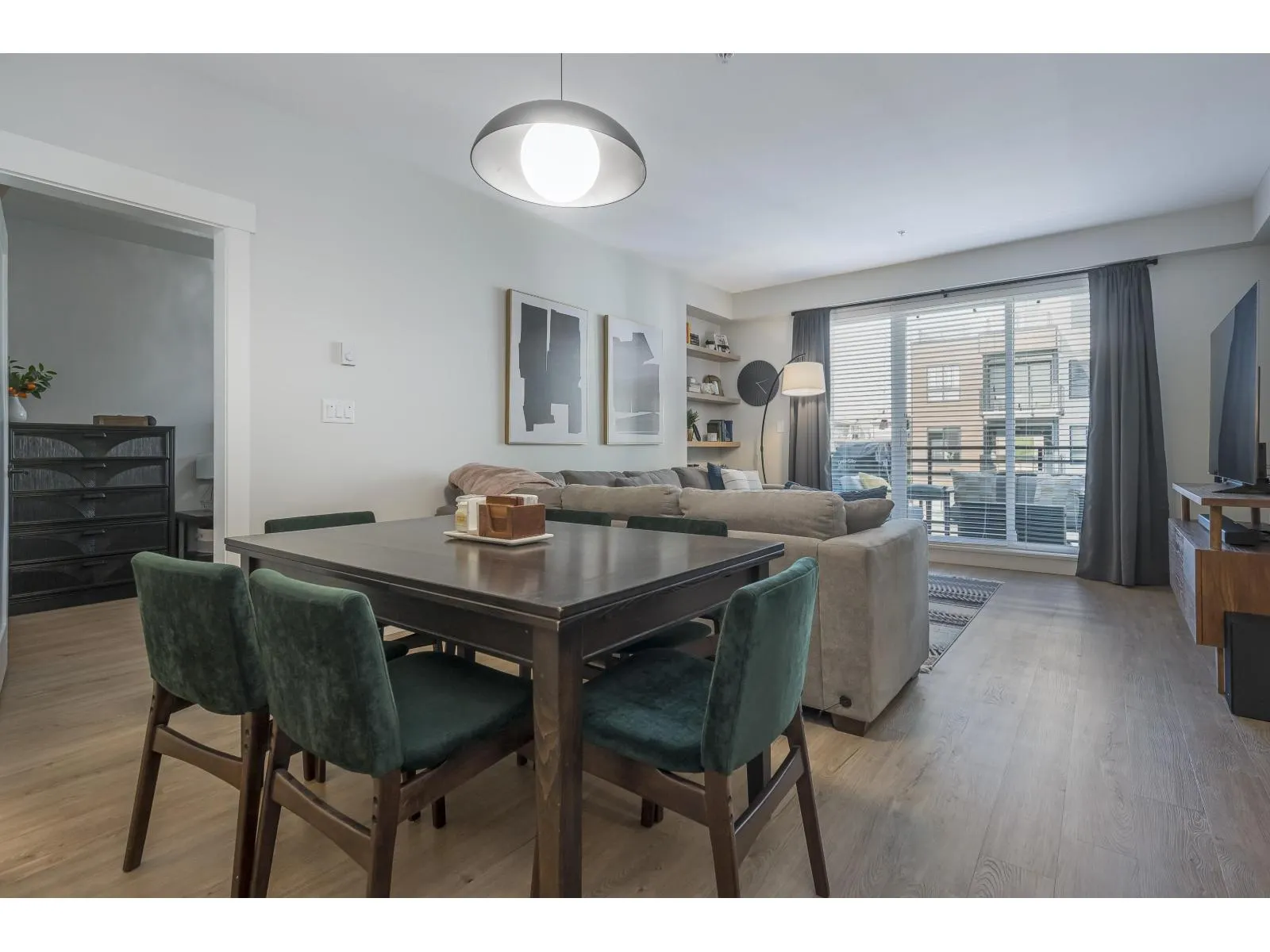 B408 20838 78B AVENUE