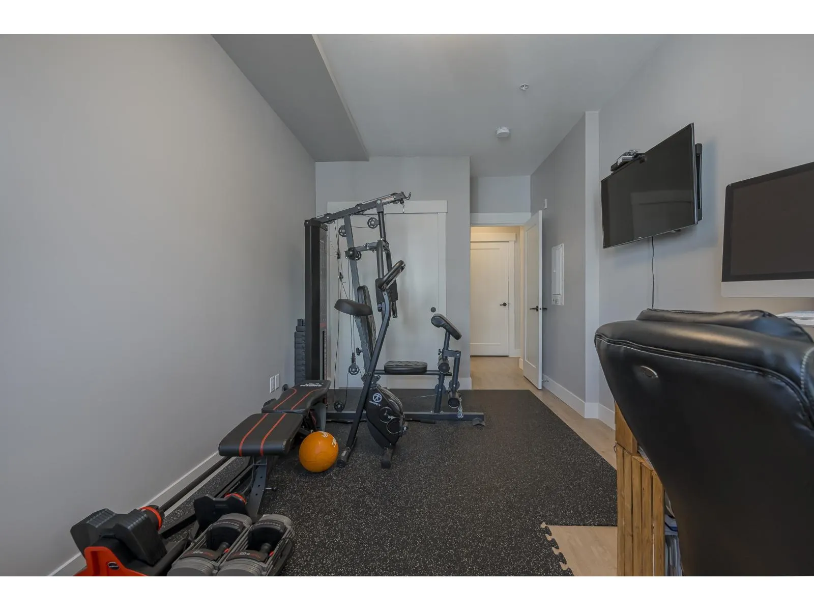 B408 20838 78B AVENUE