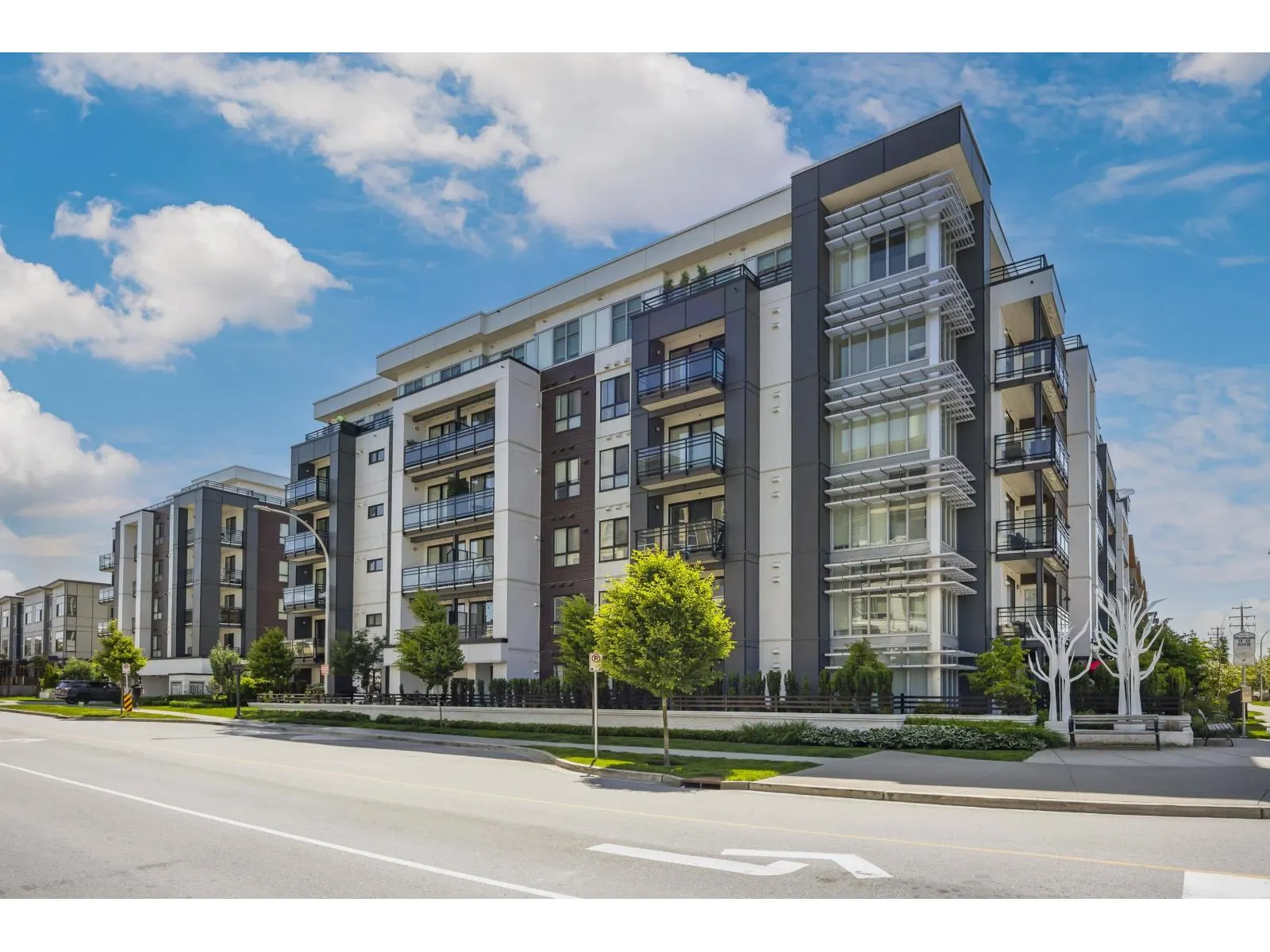 B408 20838 78B AVENUE