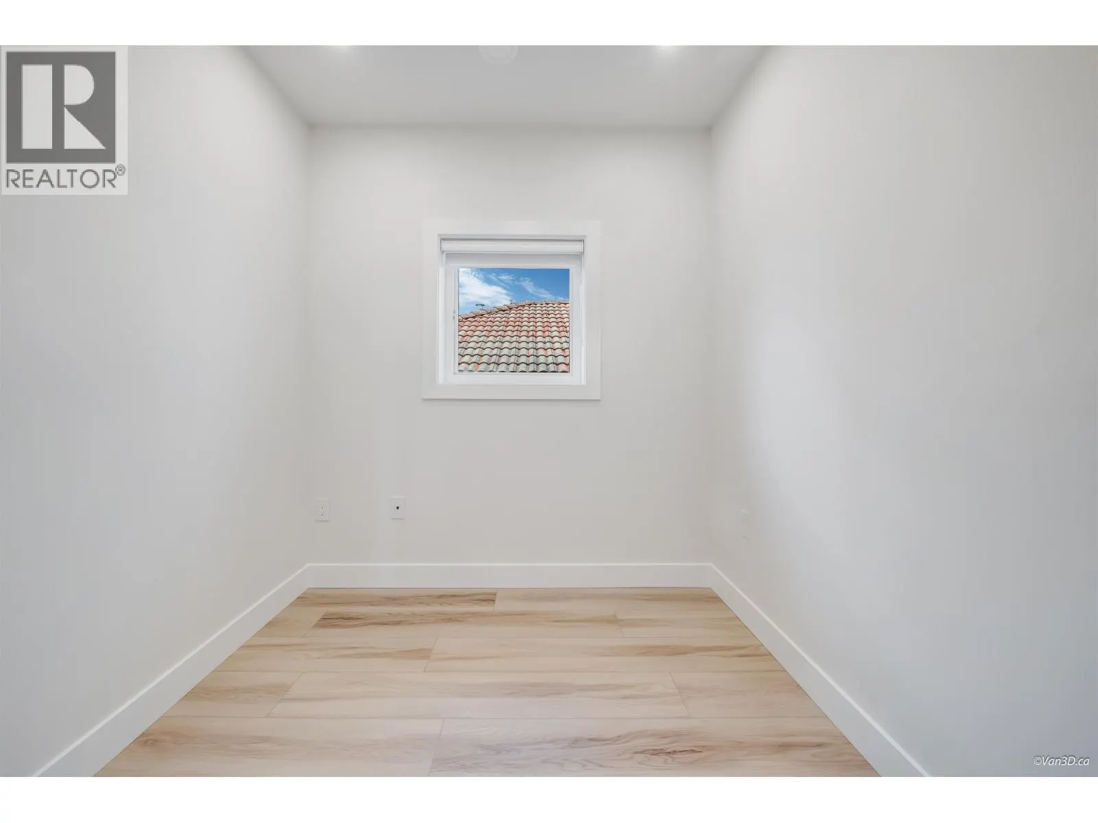 4320 NANAIMO STREET