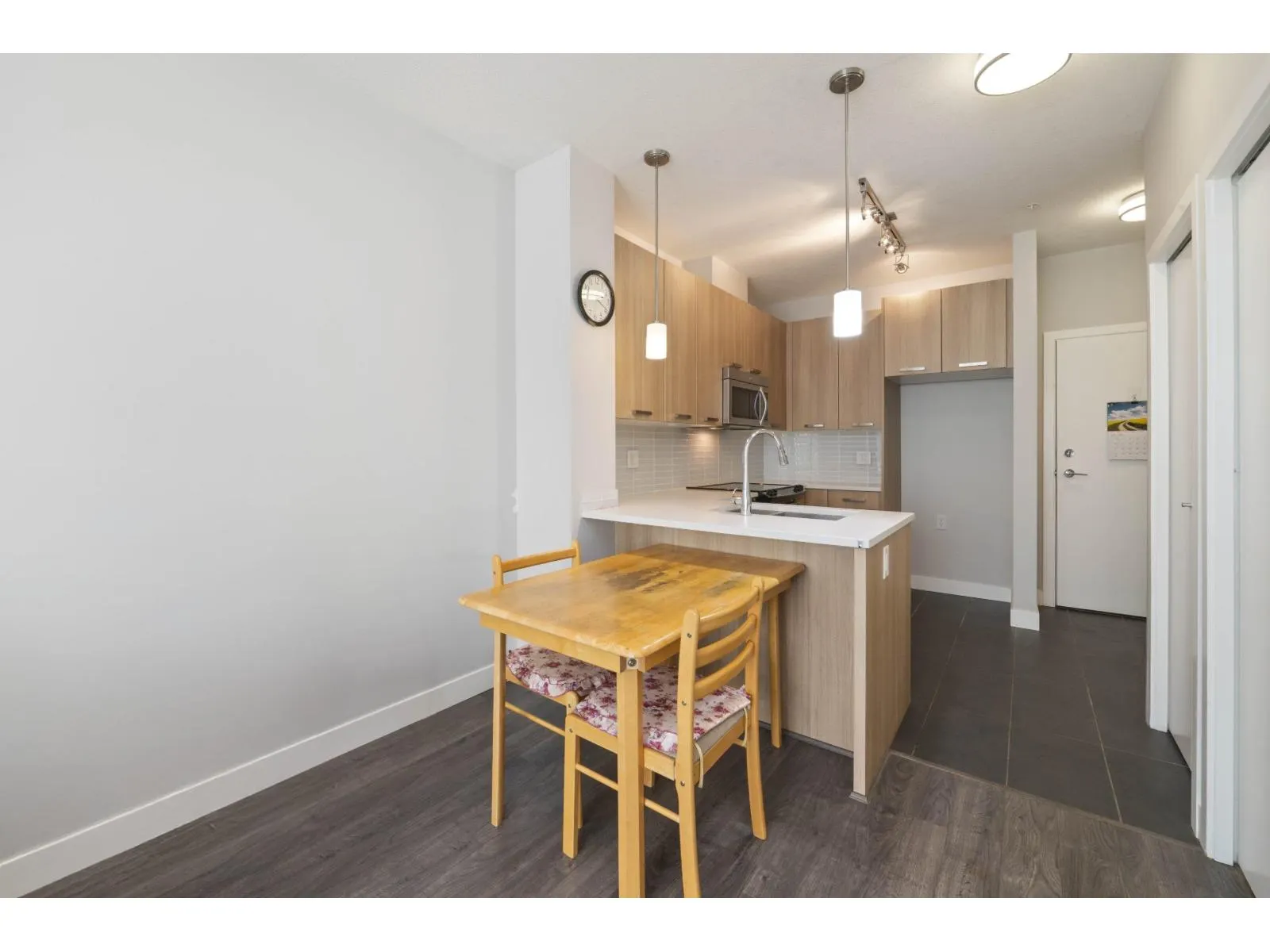 309 15388 105 AVENUE