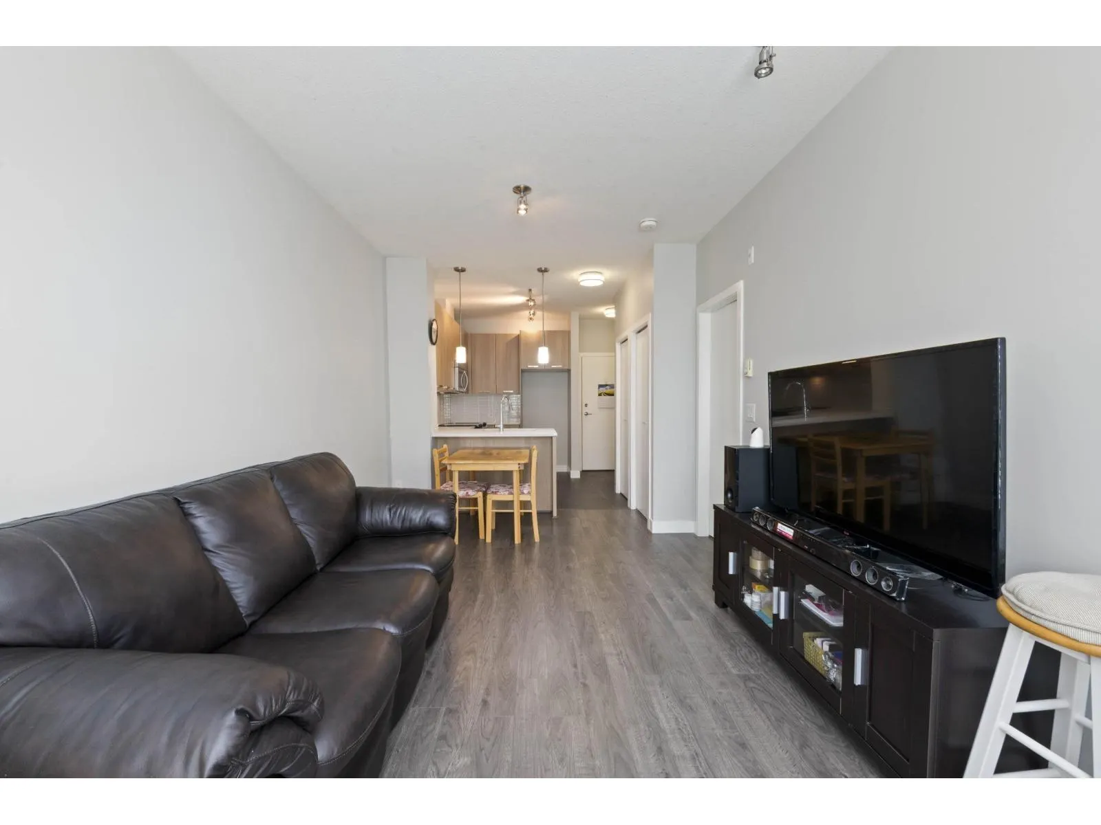 309 15388 105 AVENUE