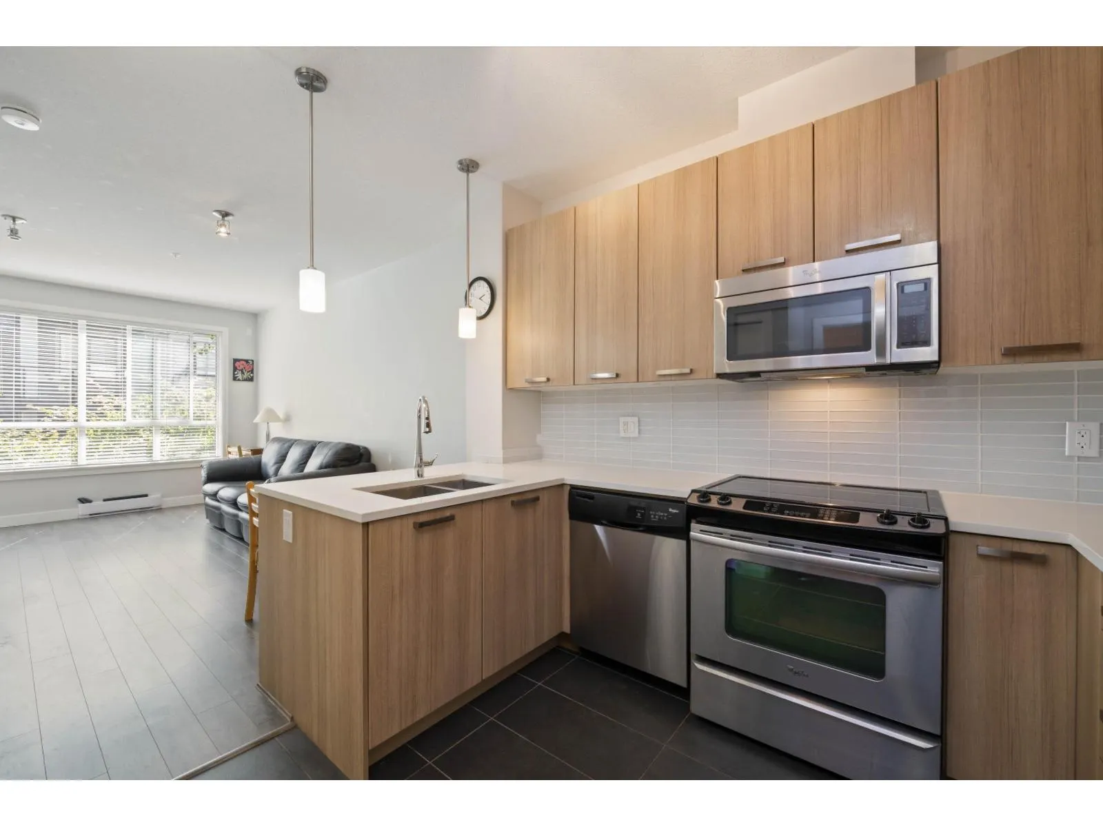 309 15388 105 AVENUE