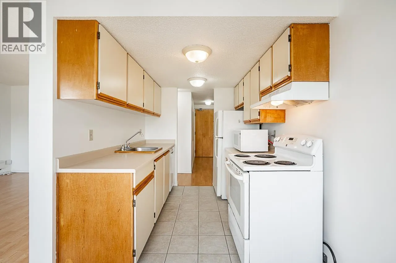 906 1026 QUEENS AVENUE