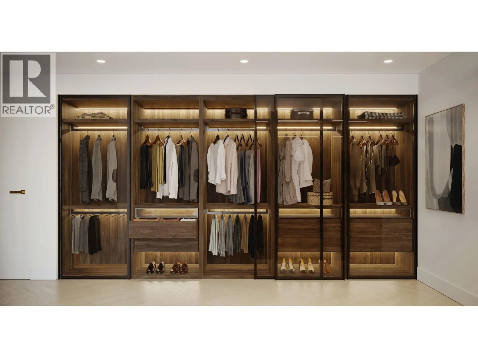TH 6 2490 MARINE DRIVE