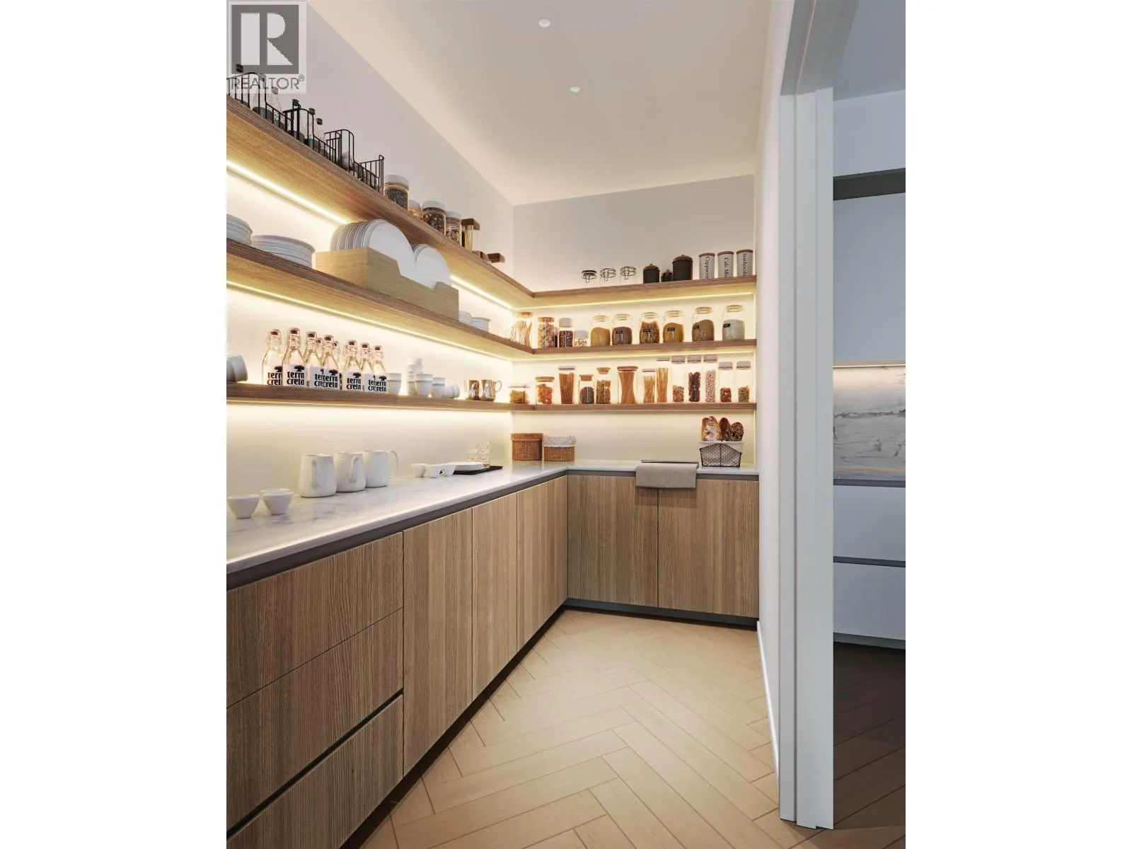 TH 6 2490 MARINE DRIVE
