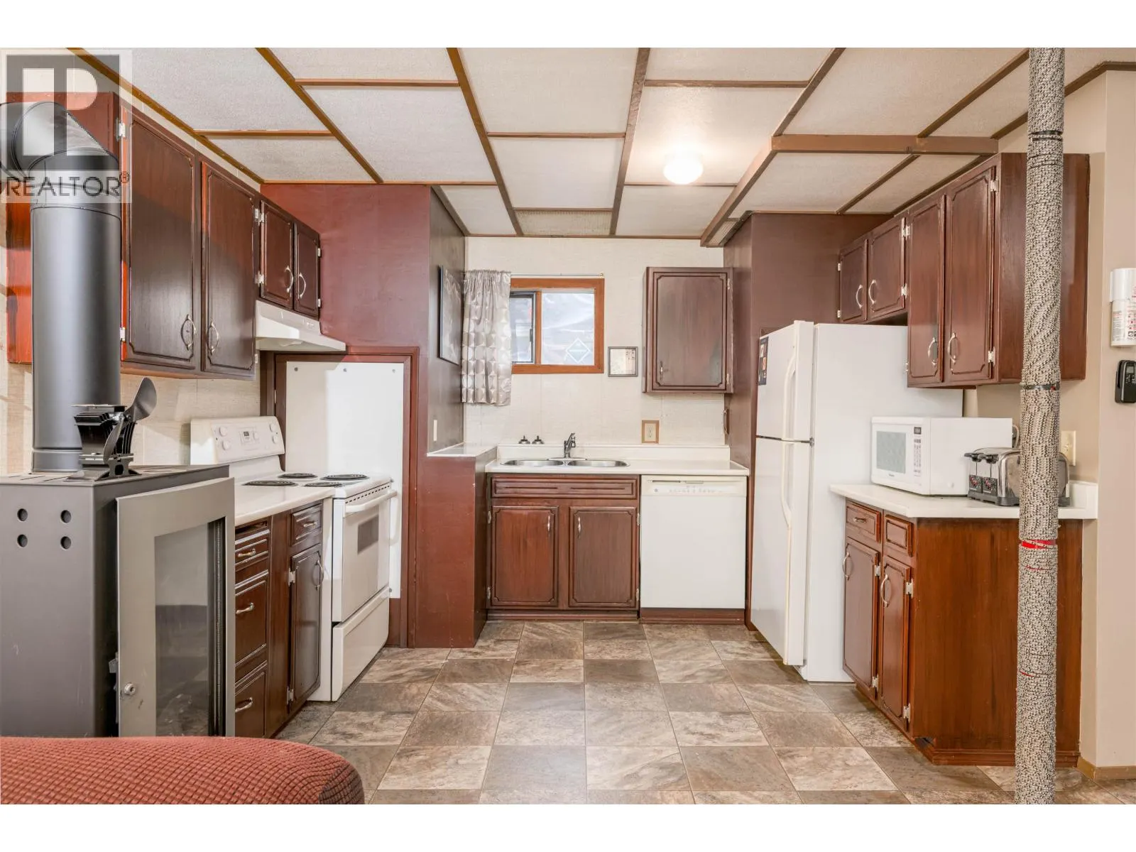 10890 LOWER MUD RIVER ROAD