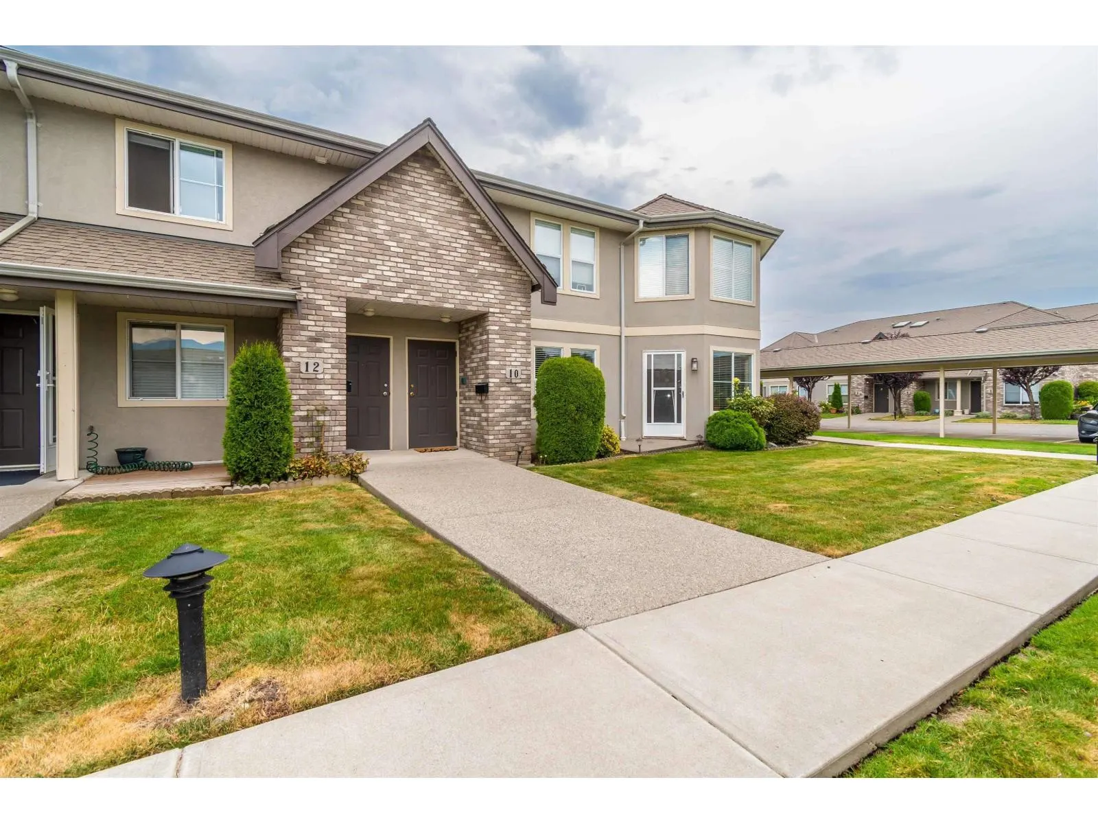 12 8533 BROADWAY ROAD|Chilliwack Proper South