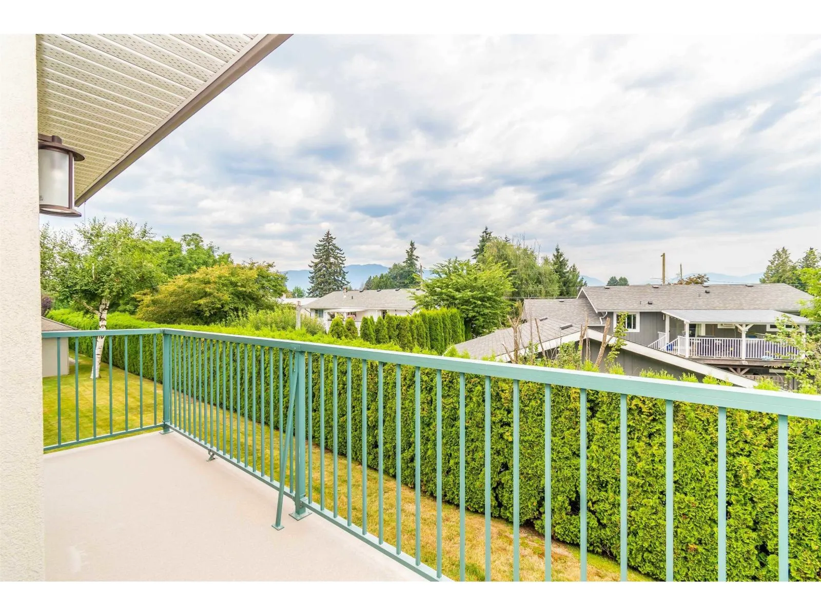 12 8533 BROADWAY ROAD|Chilliwack Proper South