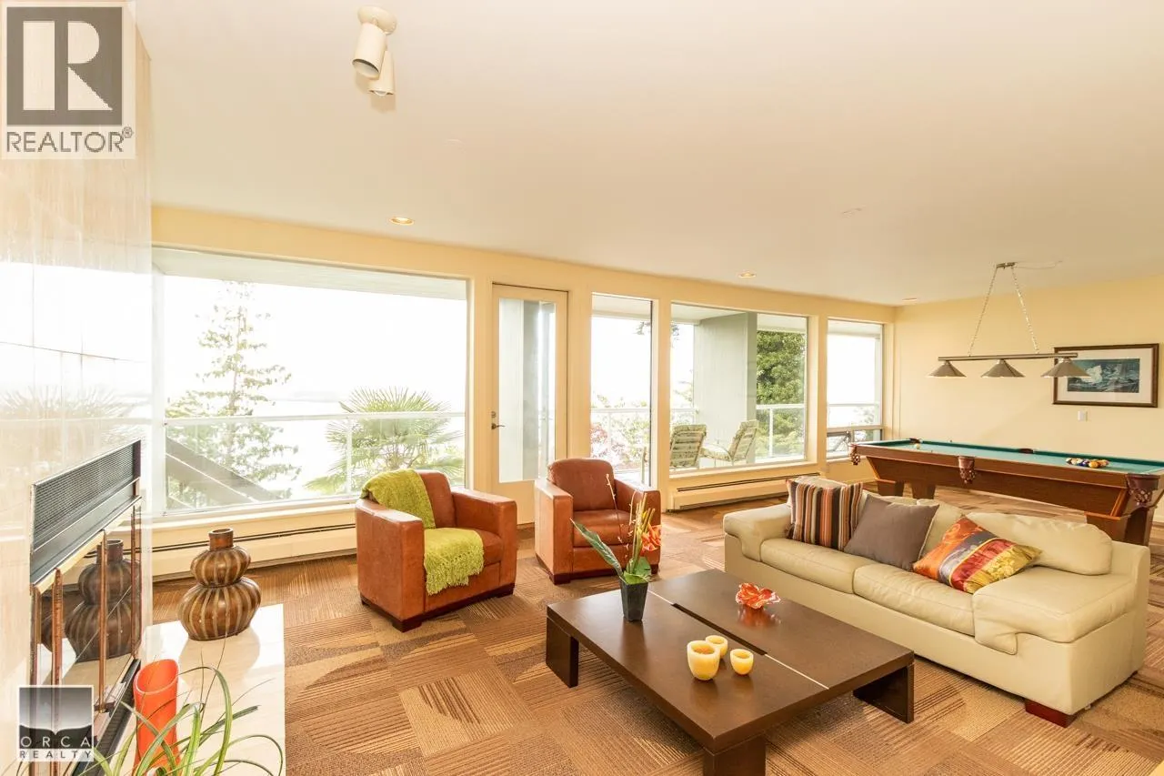 5215 (Basement) GULF PLACE