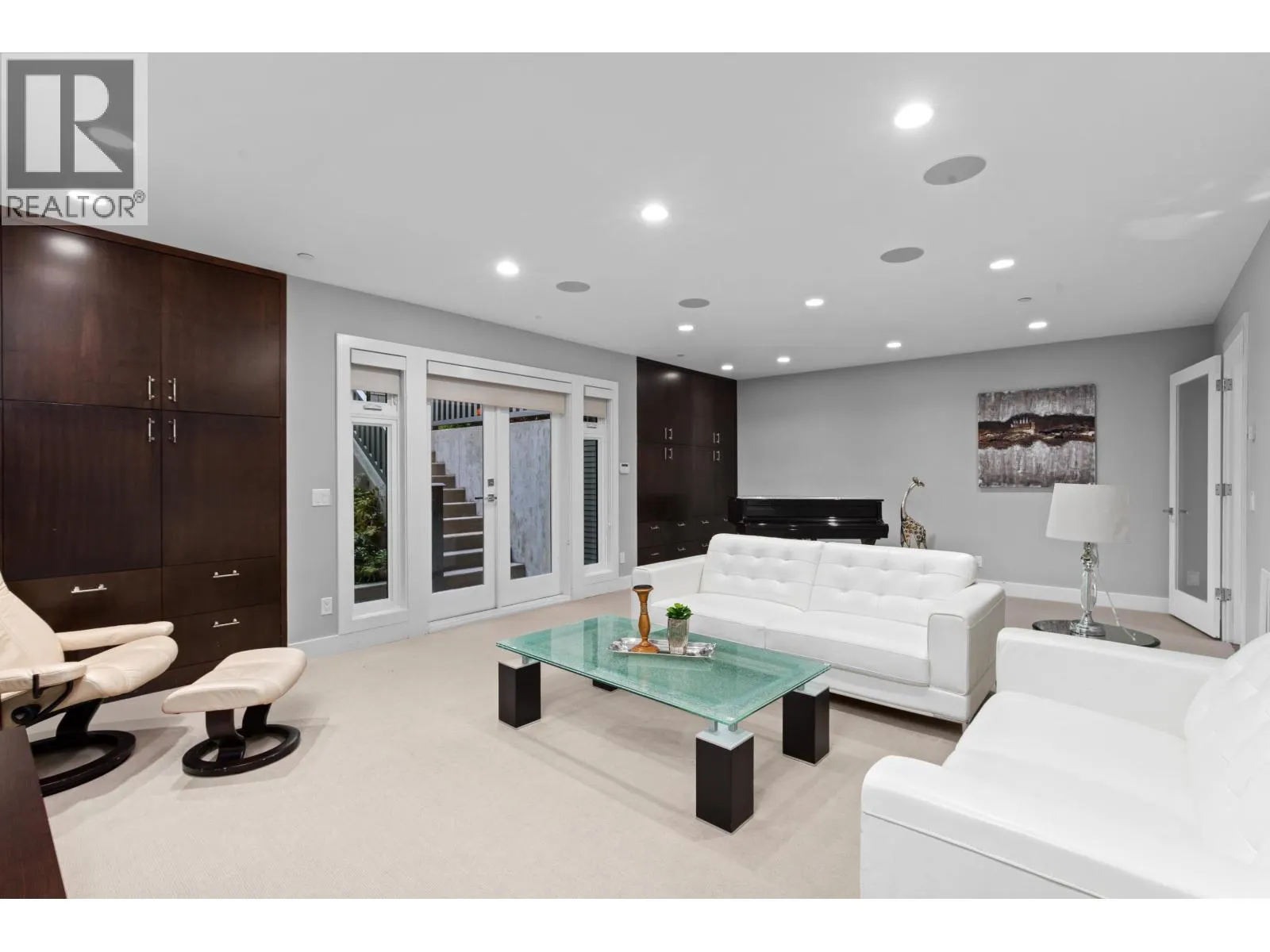 5390 ELM STREET
