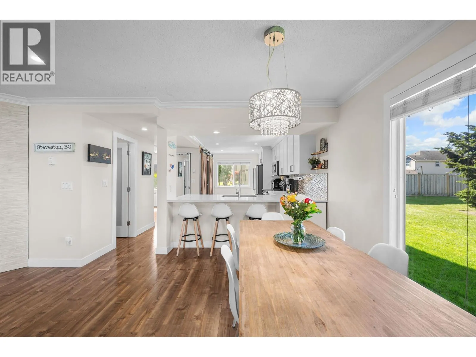4800 TRIMARAN DRIVE