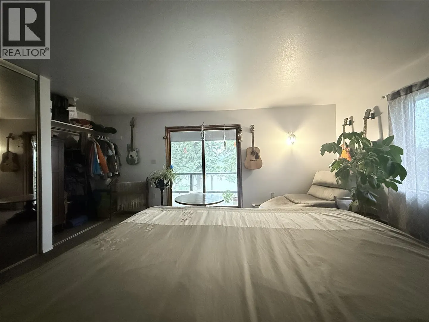 624 TIBBLES ROAD