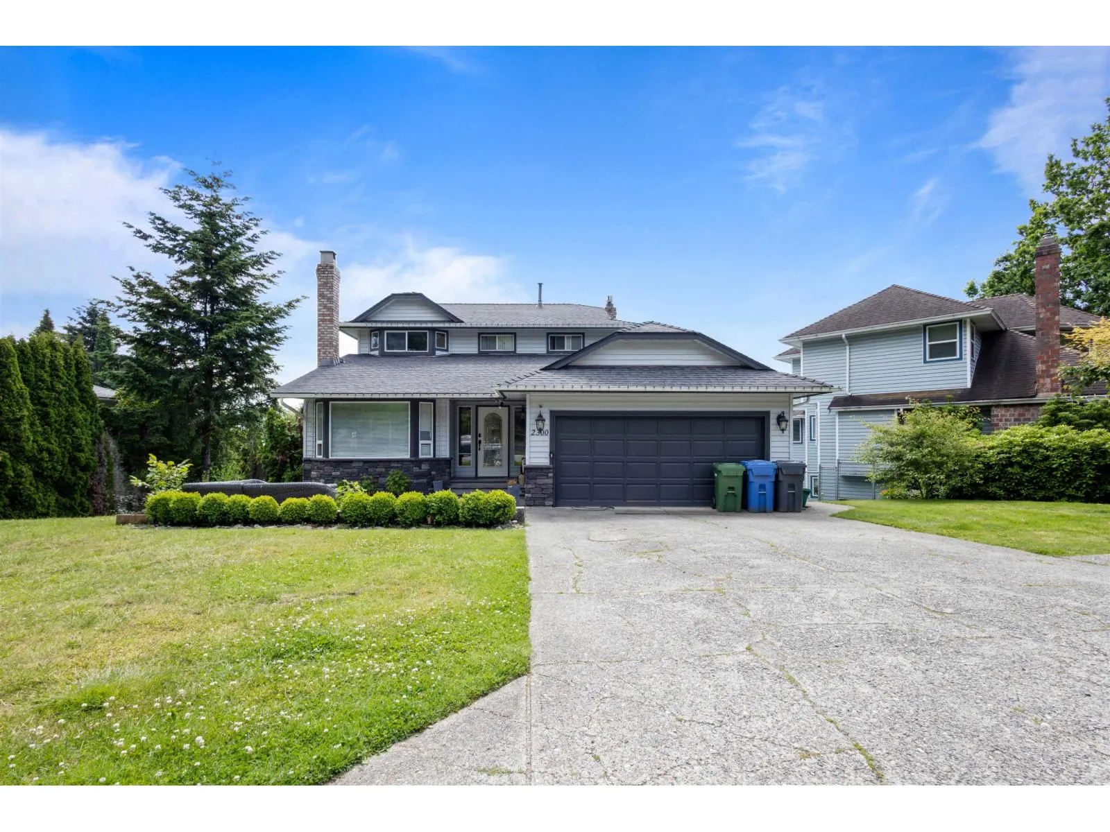 2300 MOUNTAIN DRIVE