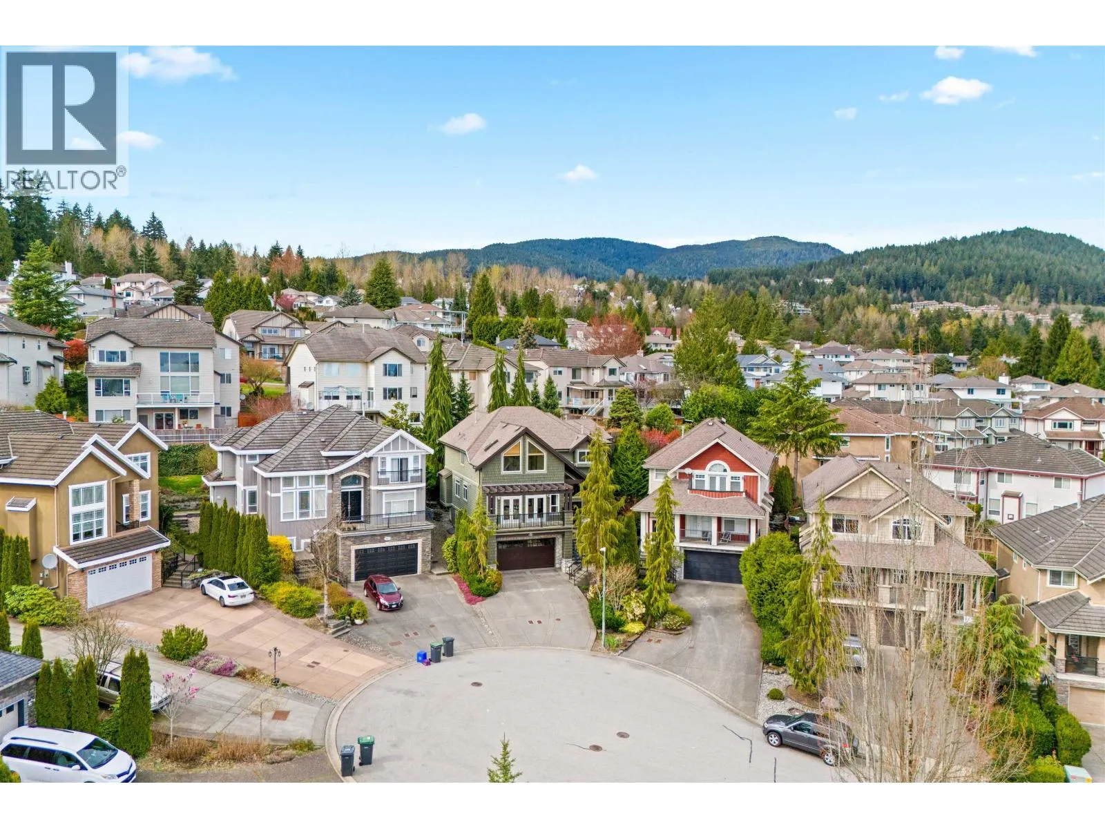 2867 MCLAREN COURT