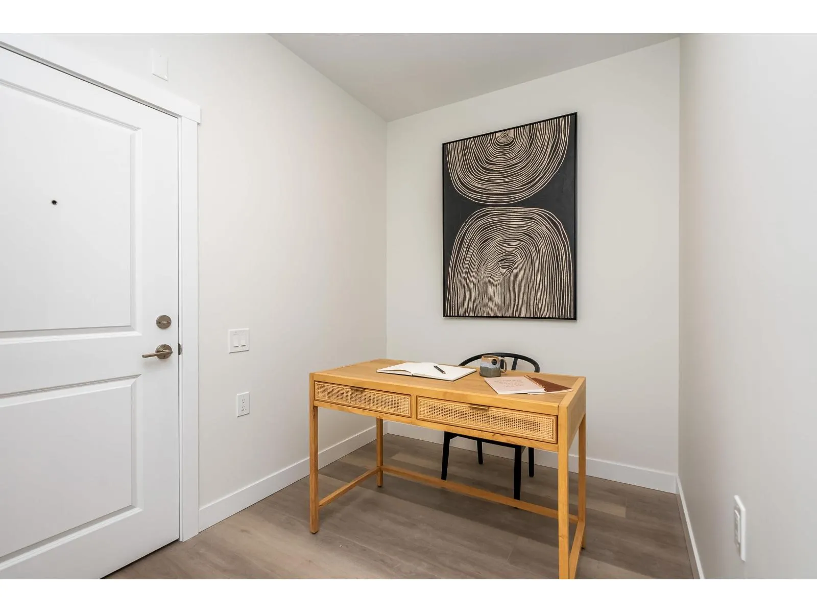 306 8497 YOUNG ROAD|Chilliwack Proper South