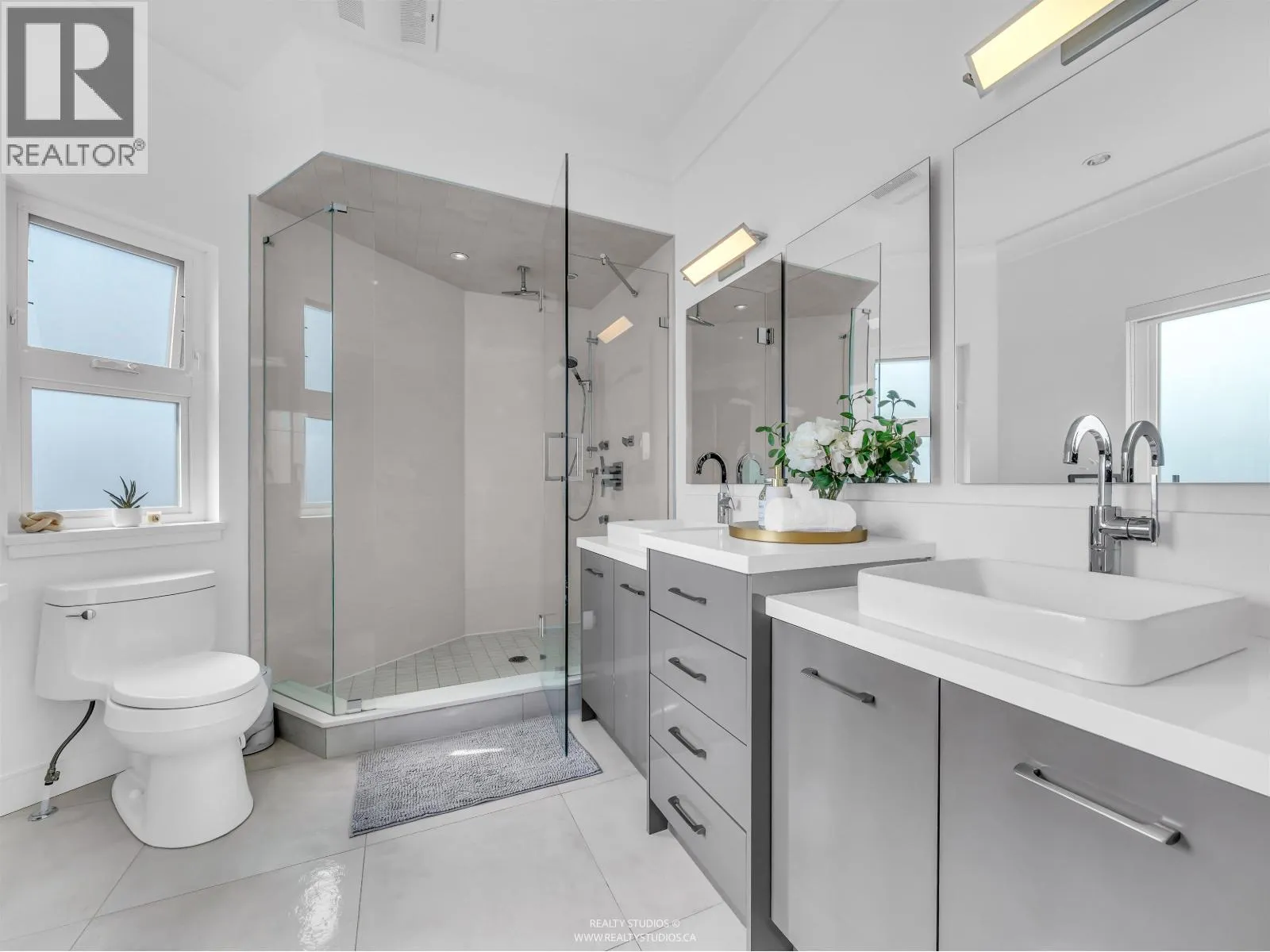 90 W 27TH AVENUE