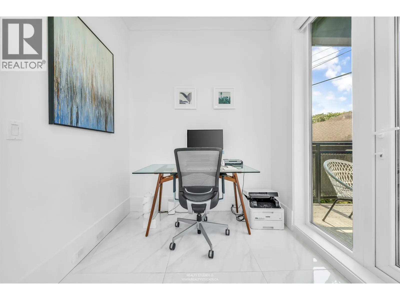 90 W 27TH AVENUE