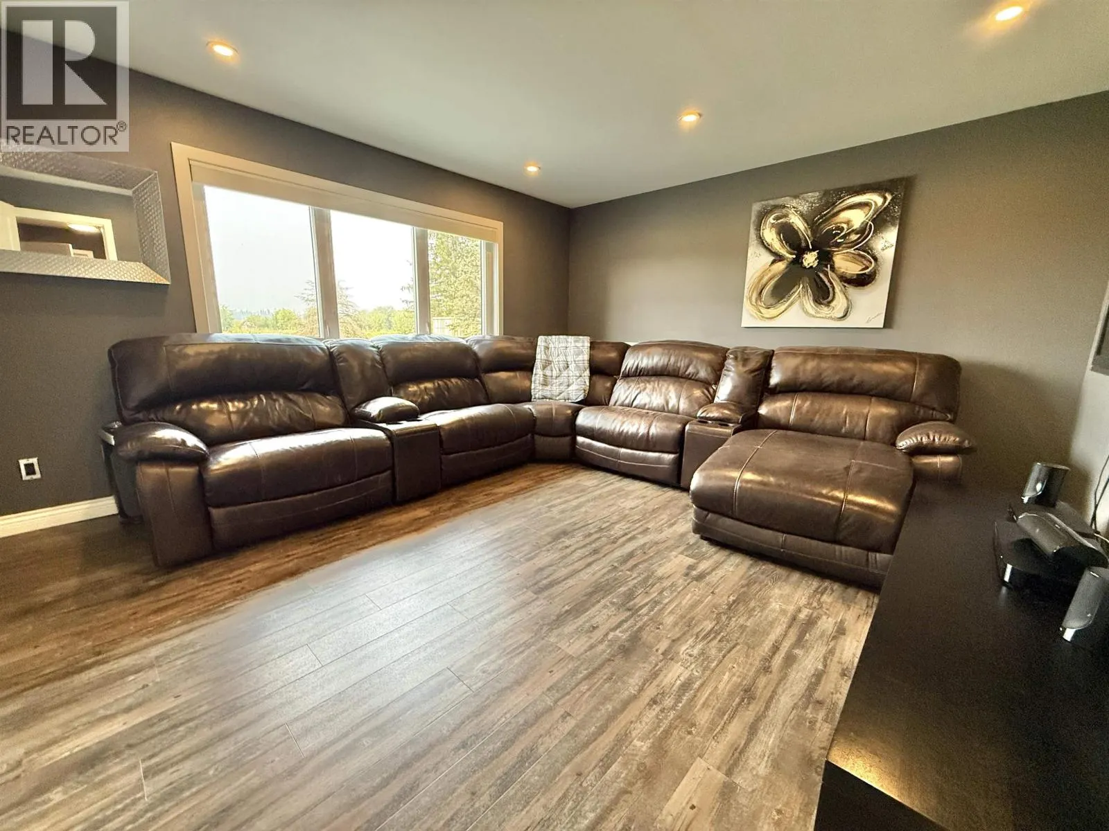3483 ESTATE ROAD