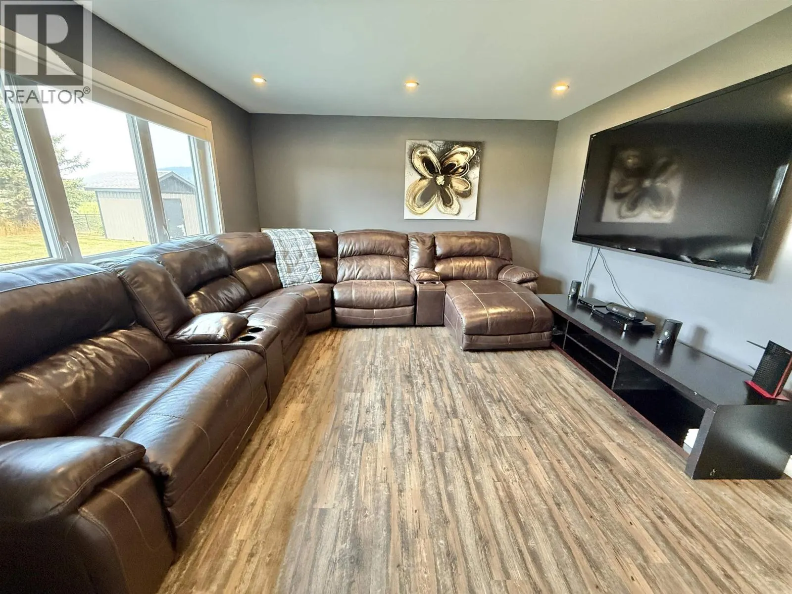 3483 ESTATE ROAD