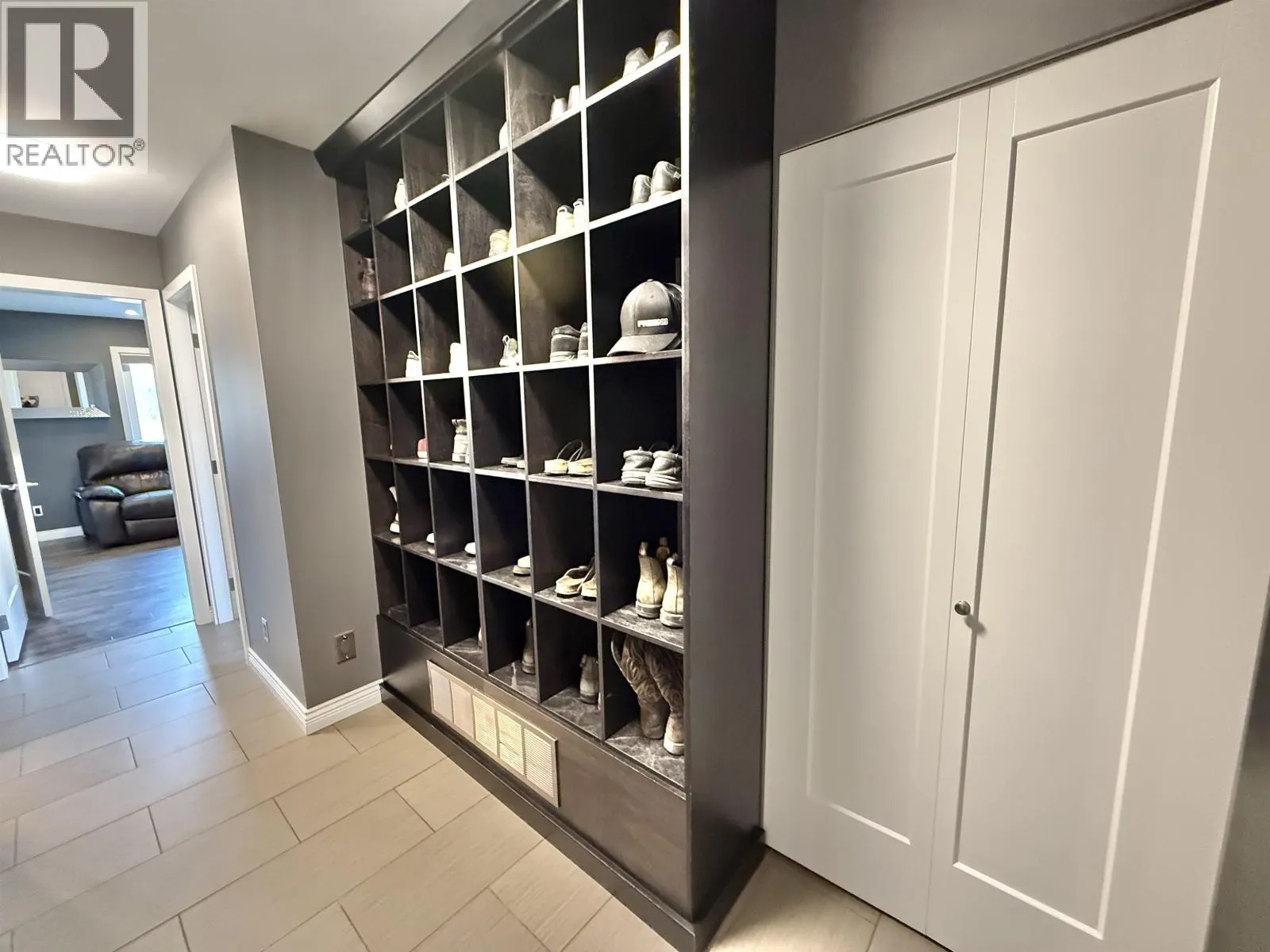 3483 ESTATE ROAD