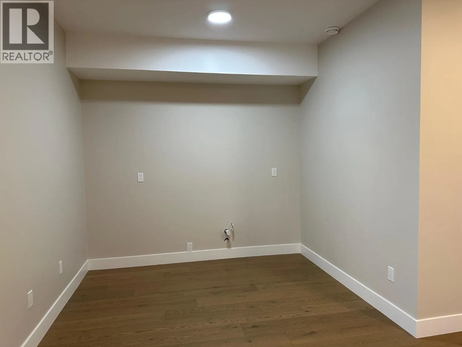 344 E 17TH STREET
