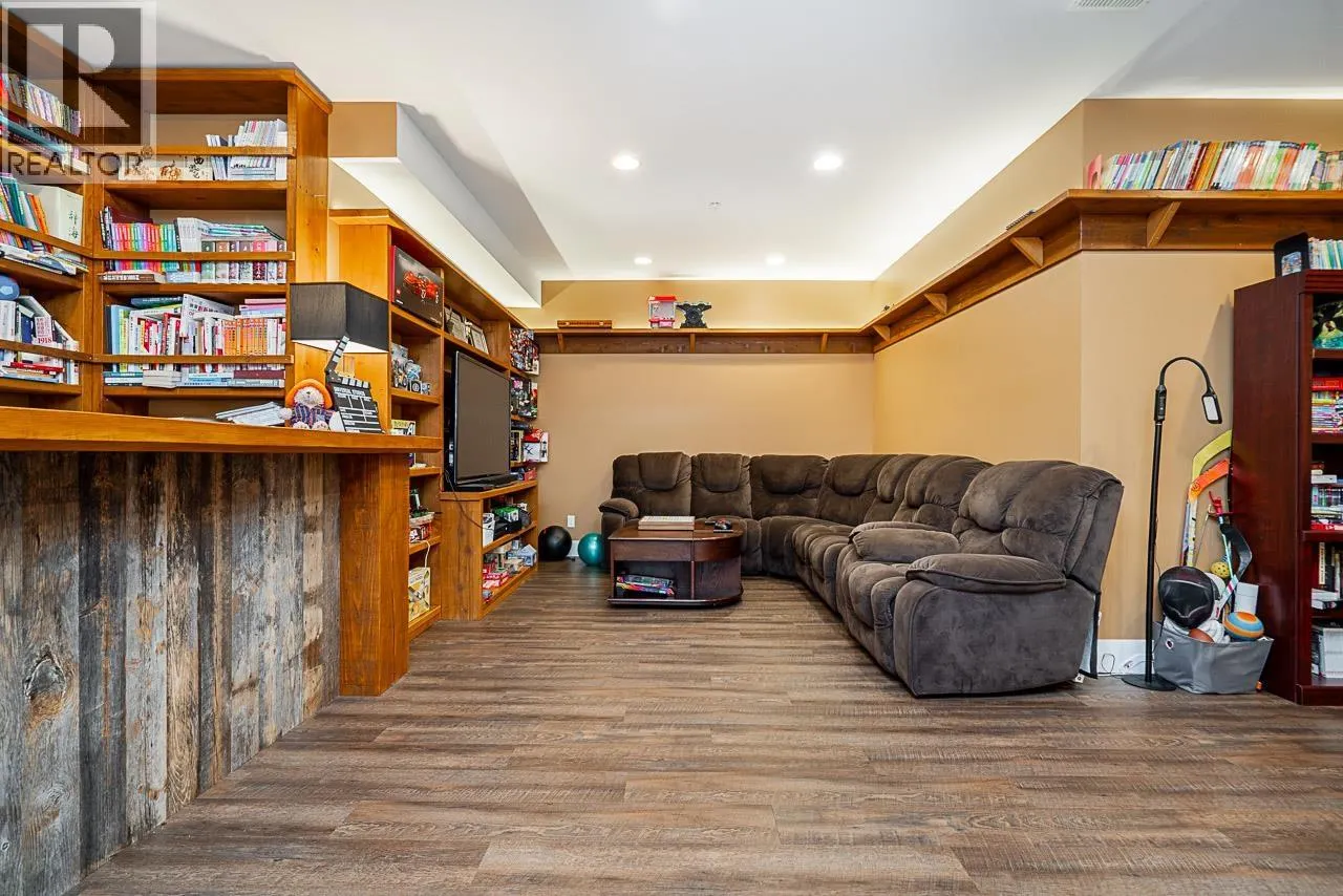16 13210 SHOESMITH CRESCENT