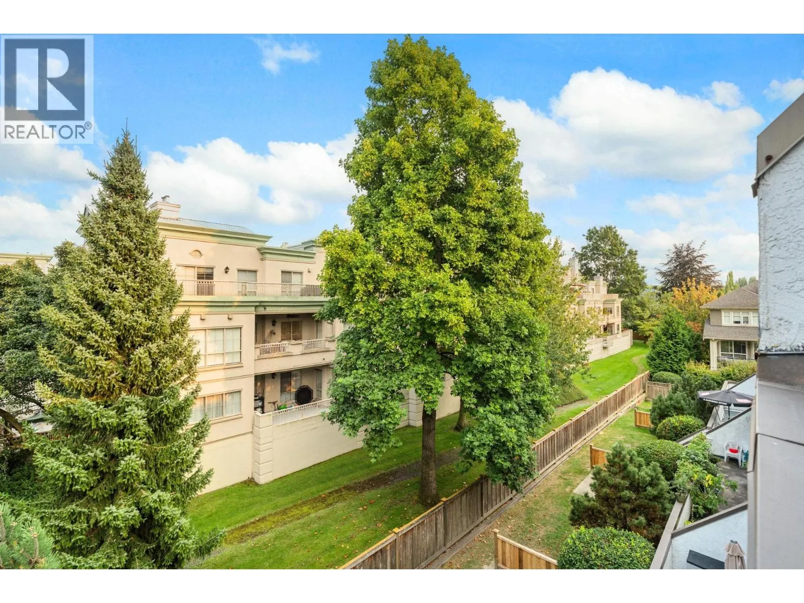 330 7480 ST. ALBANS ROAD