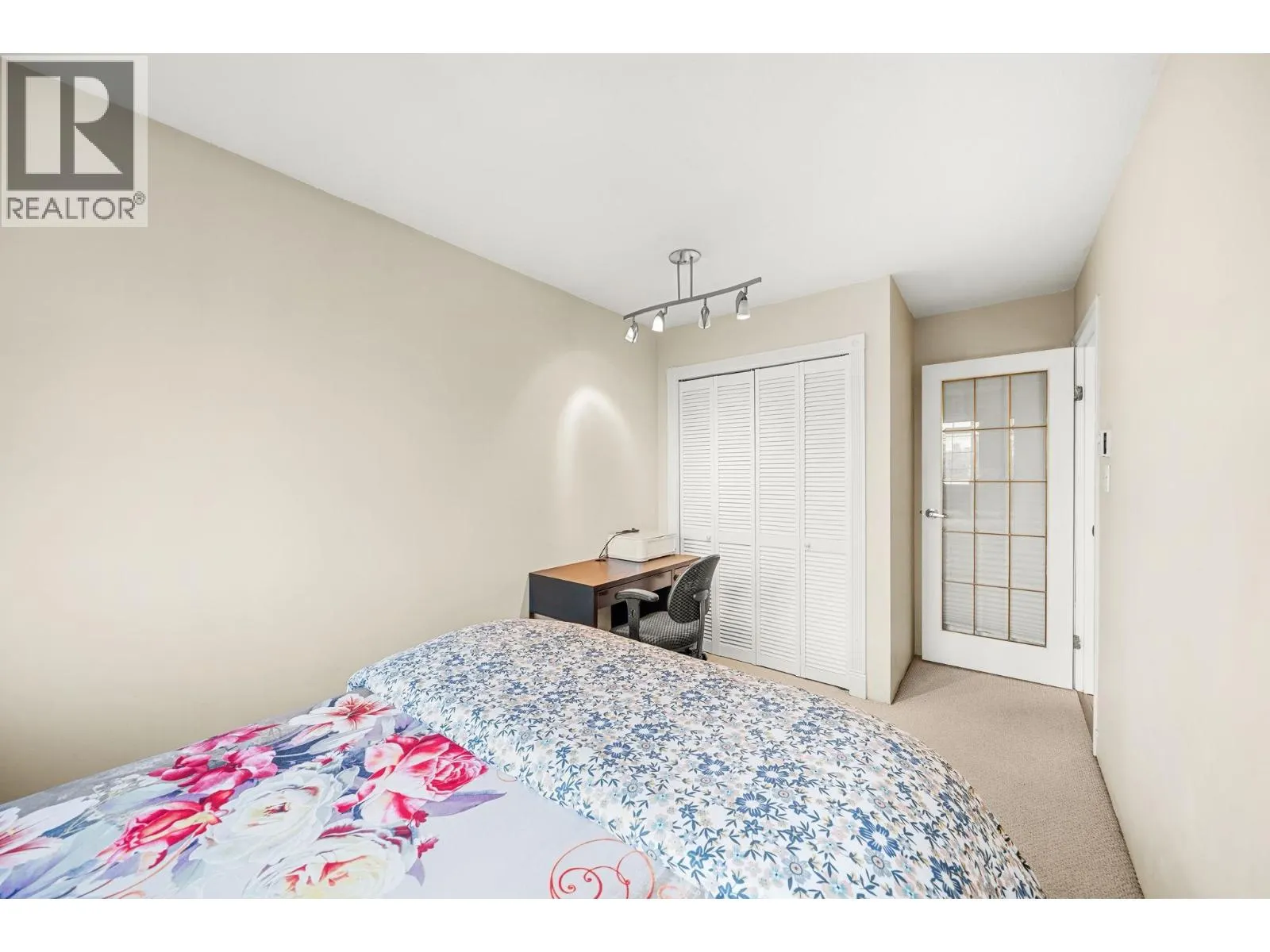 330 7480 ST. ALBANS ROAD