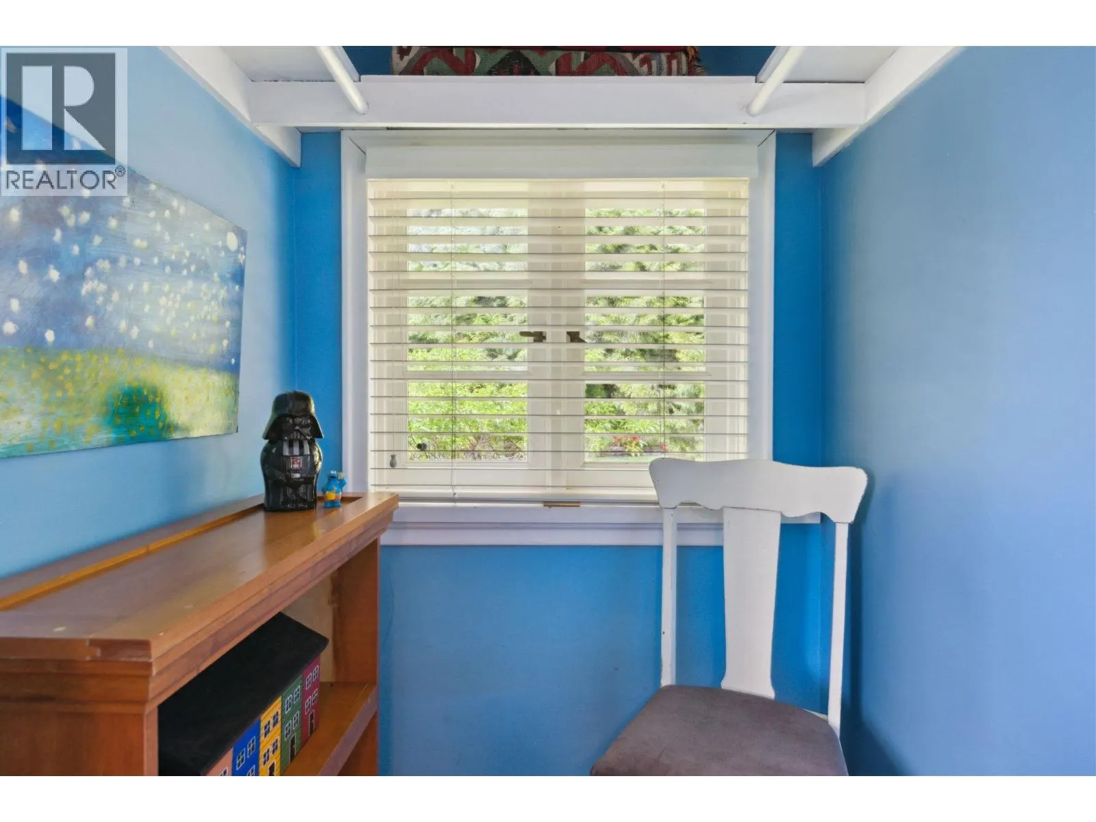 349 E 24TH STREET
