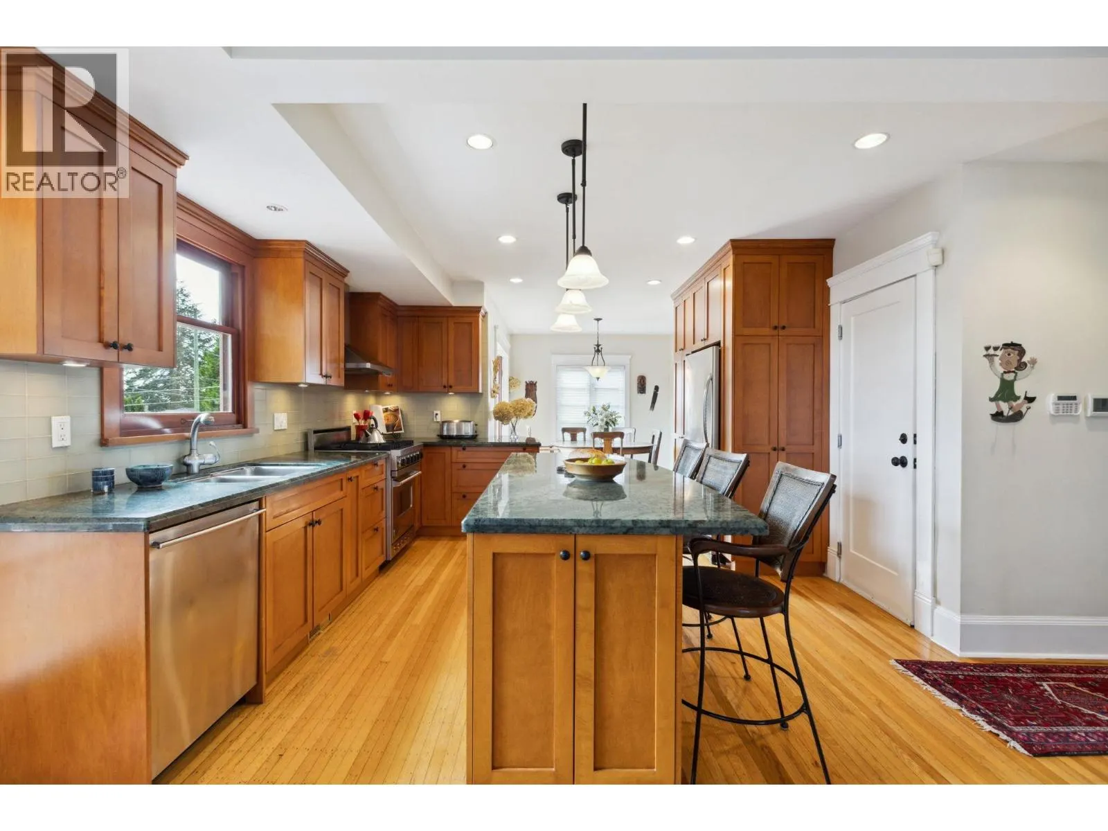 349 E 24TH STREET