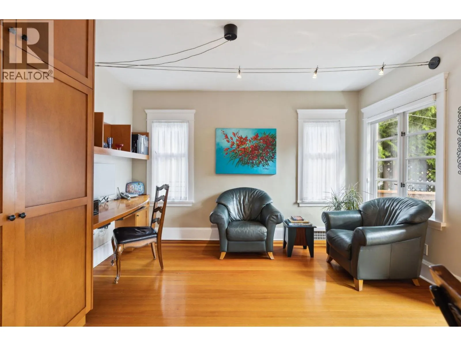 349 E 24TH STREET