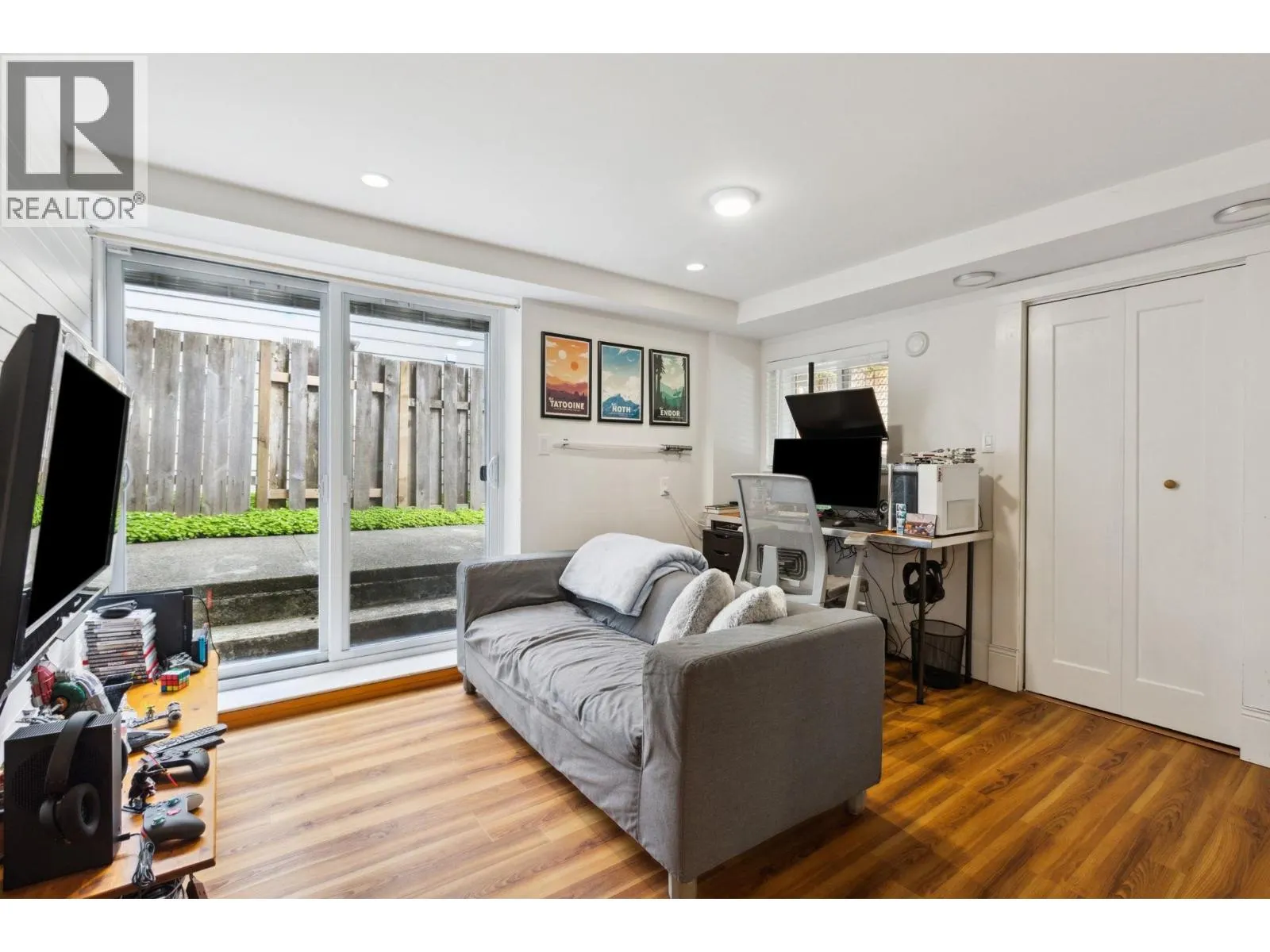 349 E 24TH STREET