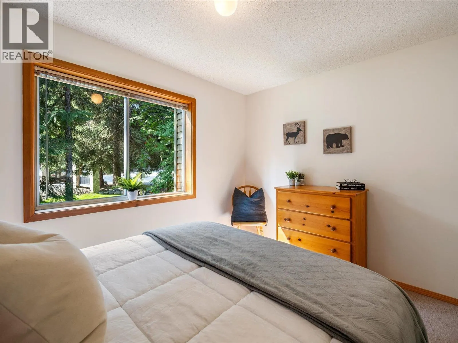 6 2217 MARMOT PLACE