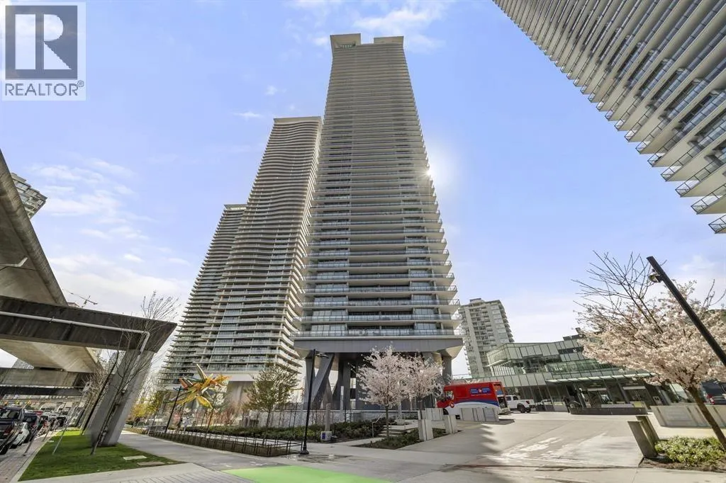 1010 4730 LOUGHEED HIGHWAY