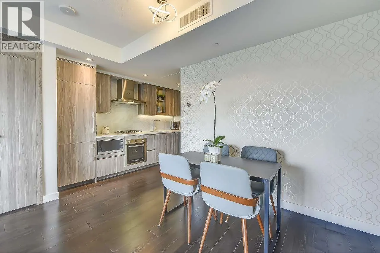 1010 4730 LOUGHEED HIGHWAY