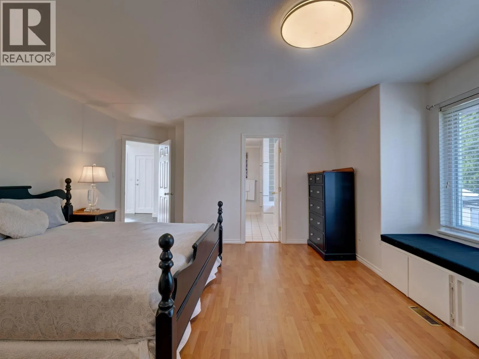 803 OCEANMOUNT BOULEVARD