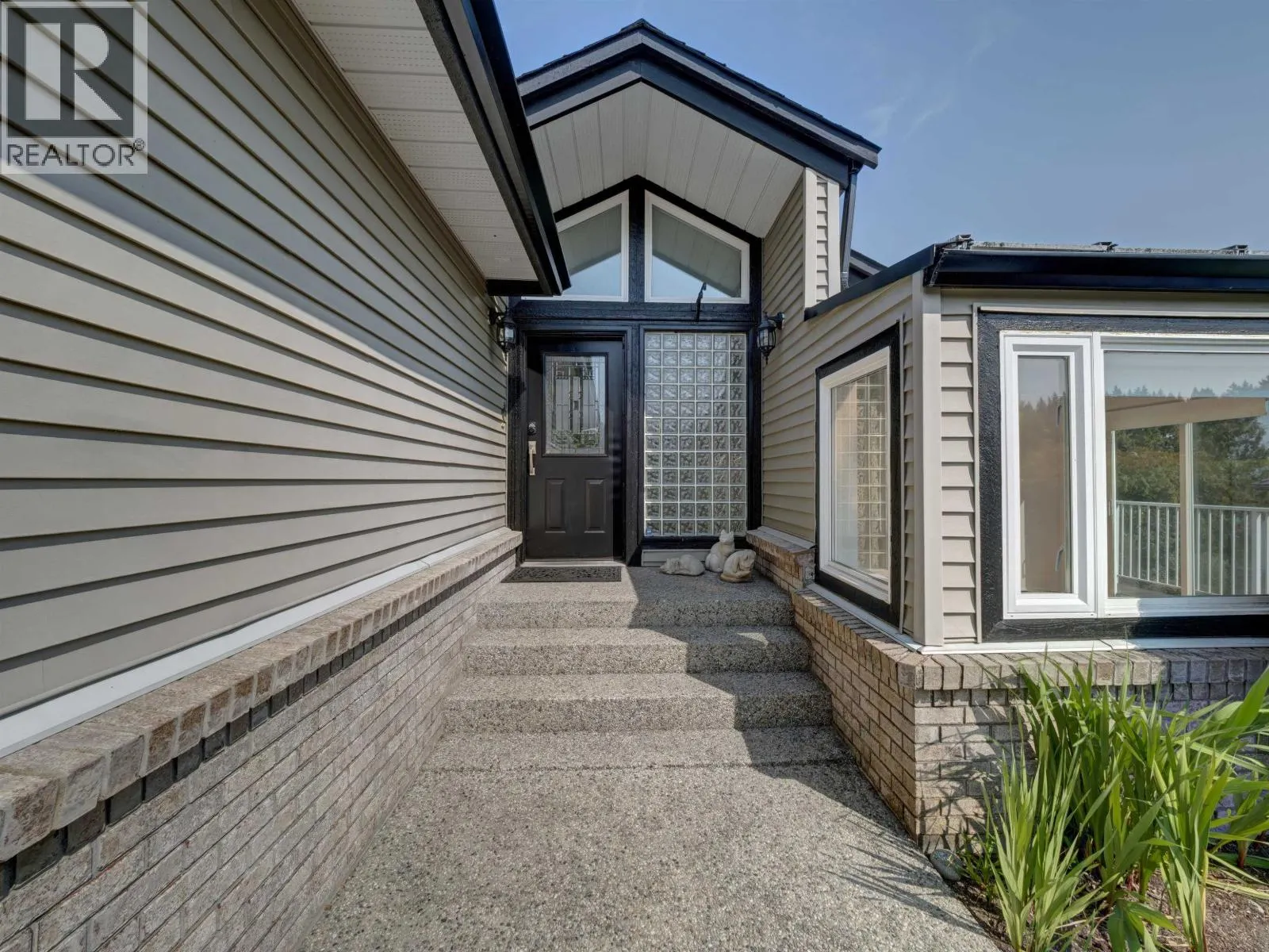 803 OCEANMOUNT BOULEVARD