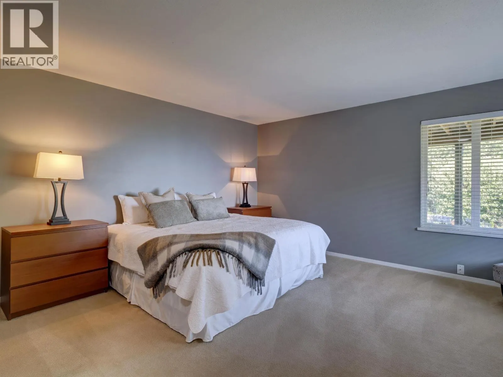 803 OCEANMOUNT BOULEVARD