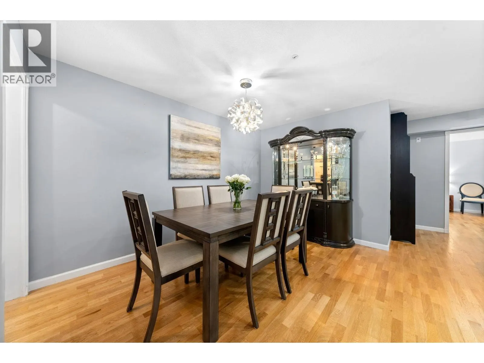 103 1144 STRATHAVEN DRIVE