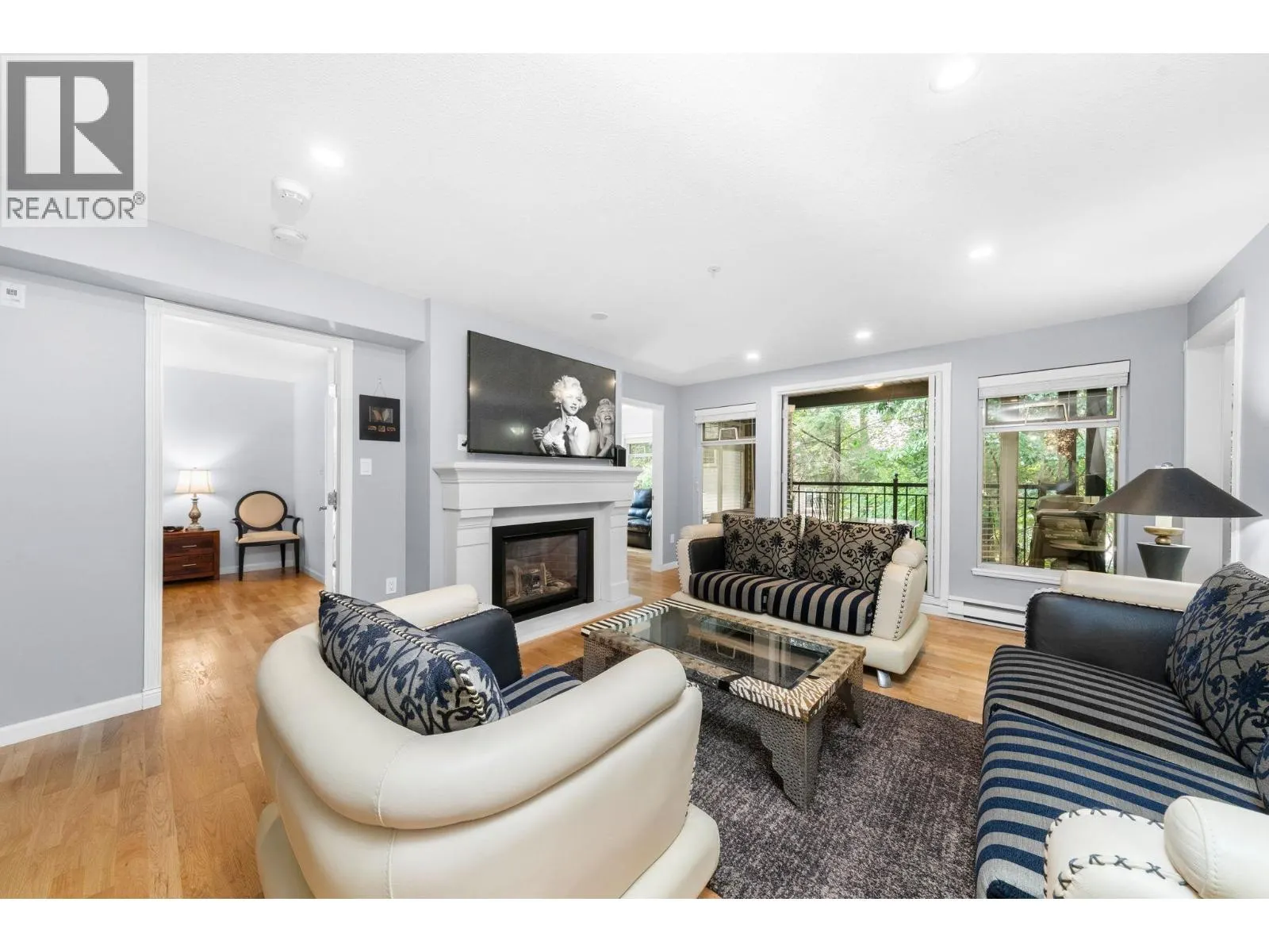 103 1144 STRATHAVEN DRIVE