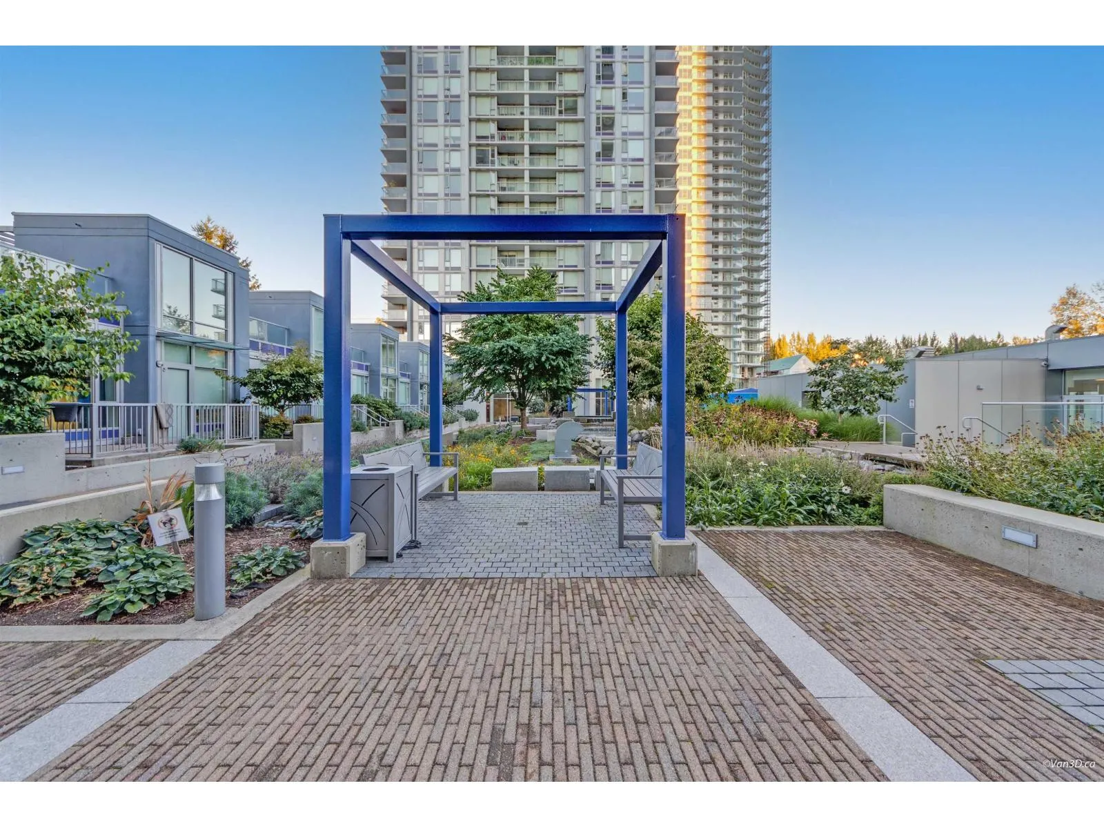 4505 13696 100 AVENUE