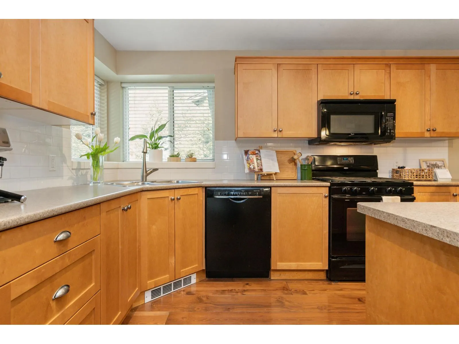 1829 MOSSY GREEN WAY|Cultus Lake South